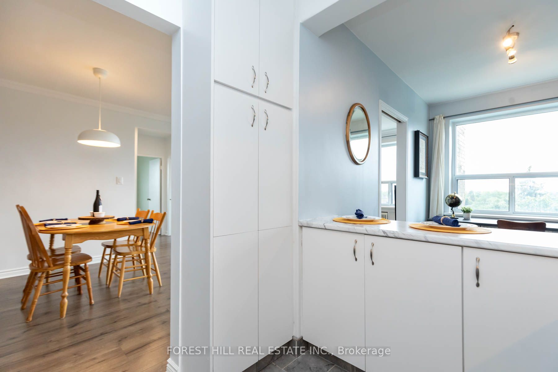 2 Ridelle Ave, #503