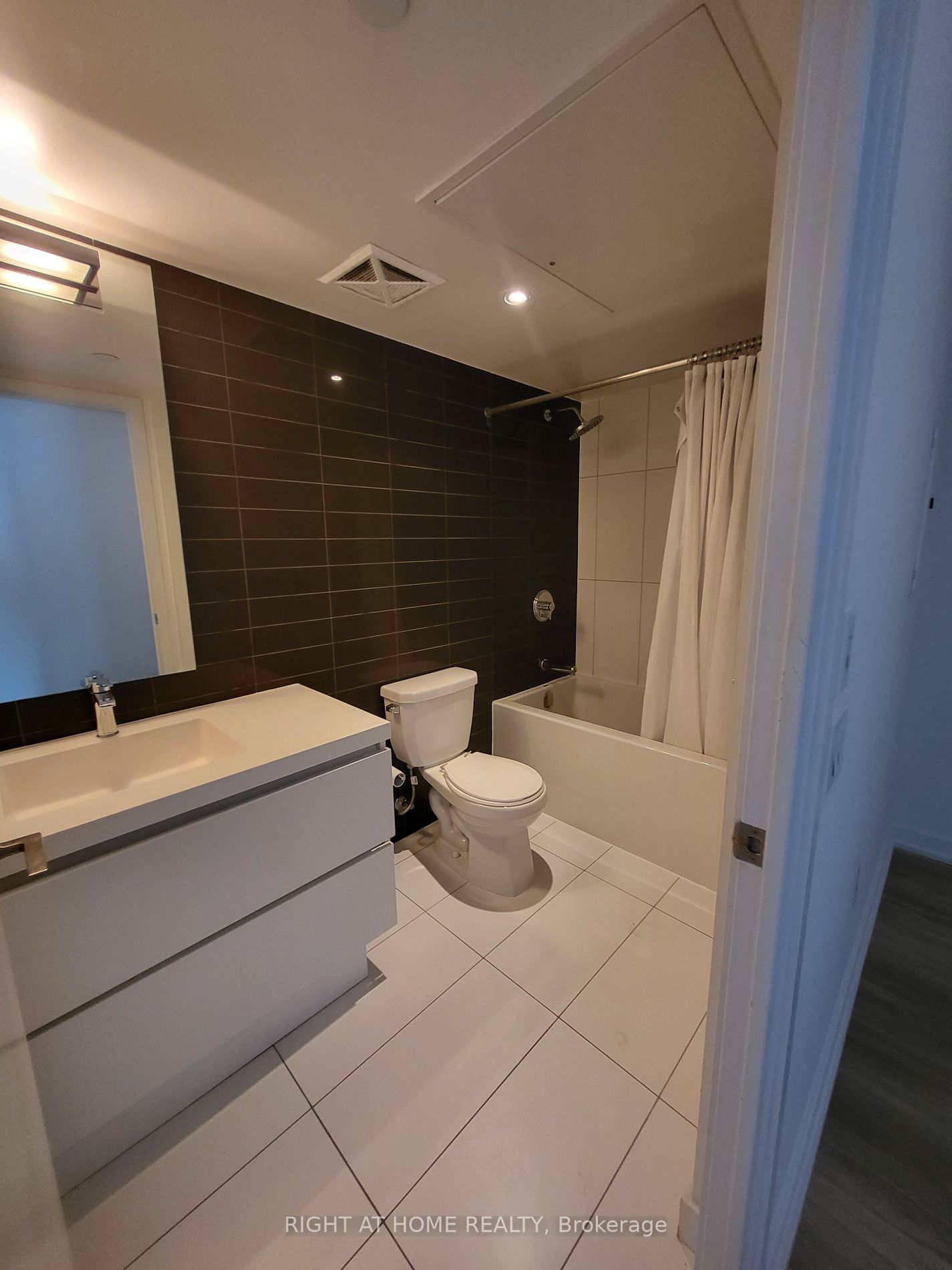 85 Queens Wharf Rd, #3503