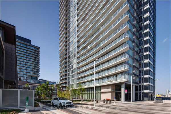121 Mcmahon Dr S, Toronto