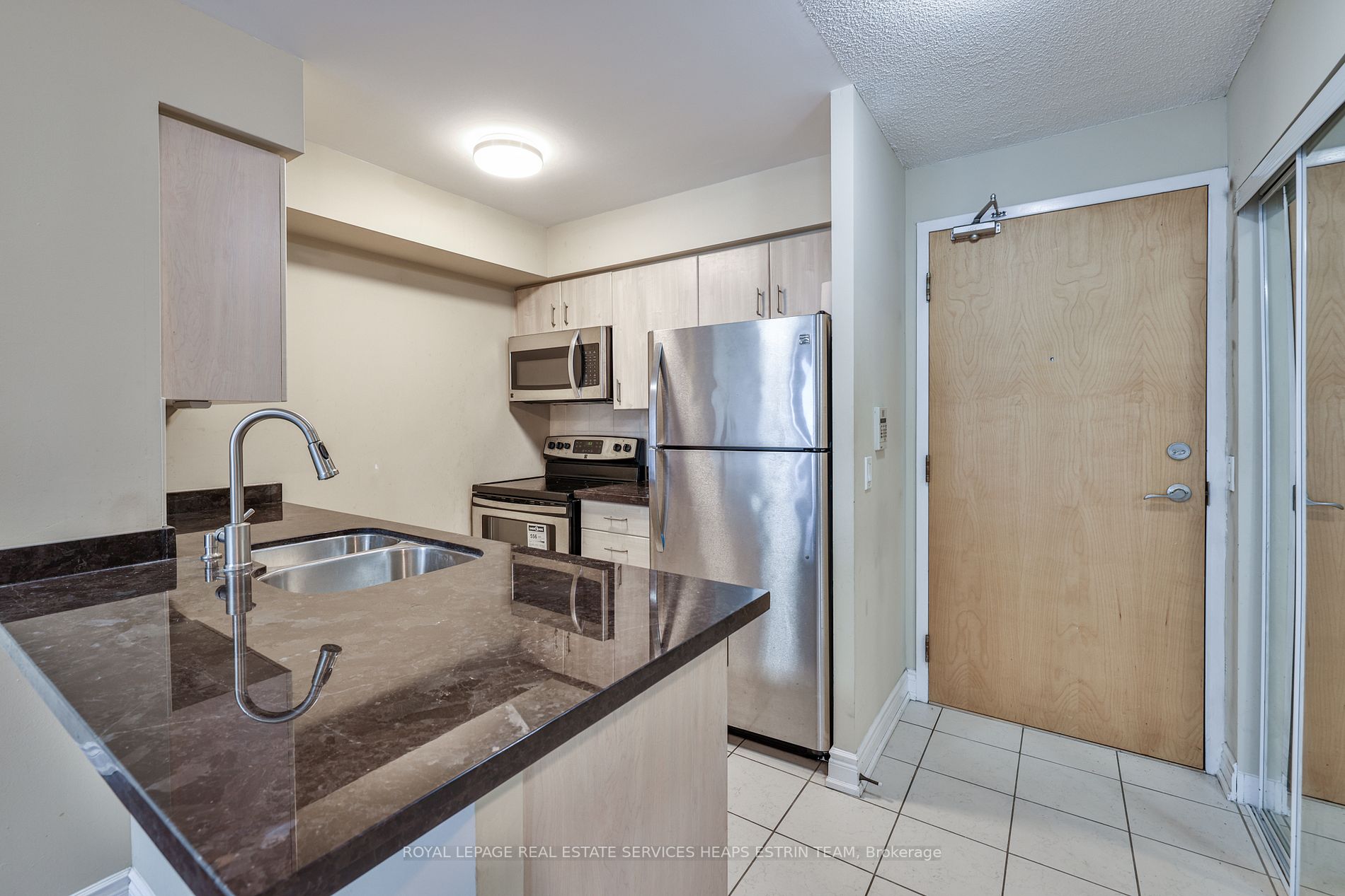 4968 Yonge St, #2111