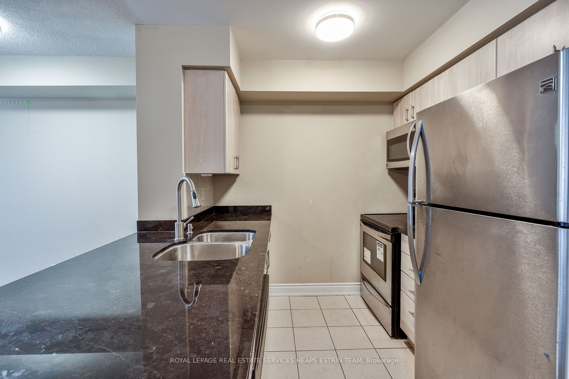 4968 Yonge St, #2111