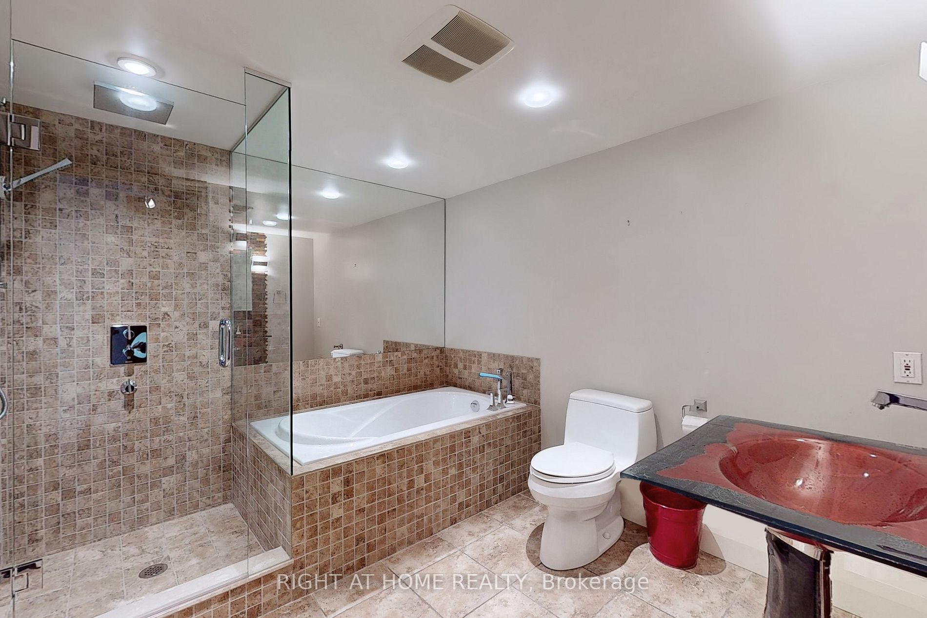 33 University Ave, #2702
