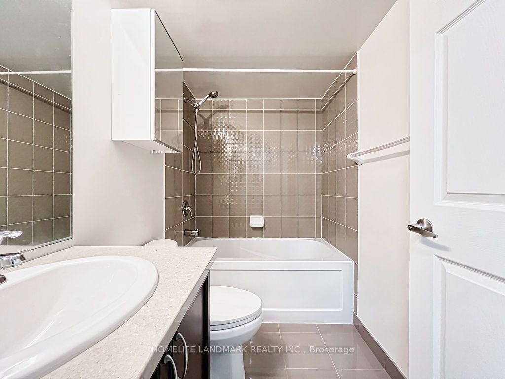 25 Lower Simcoe St, #1219