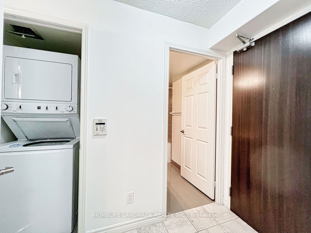 25 Lower Simcoe St, #1219