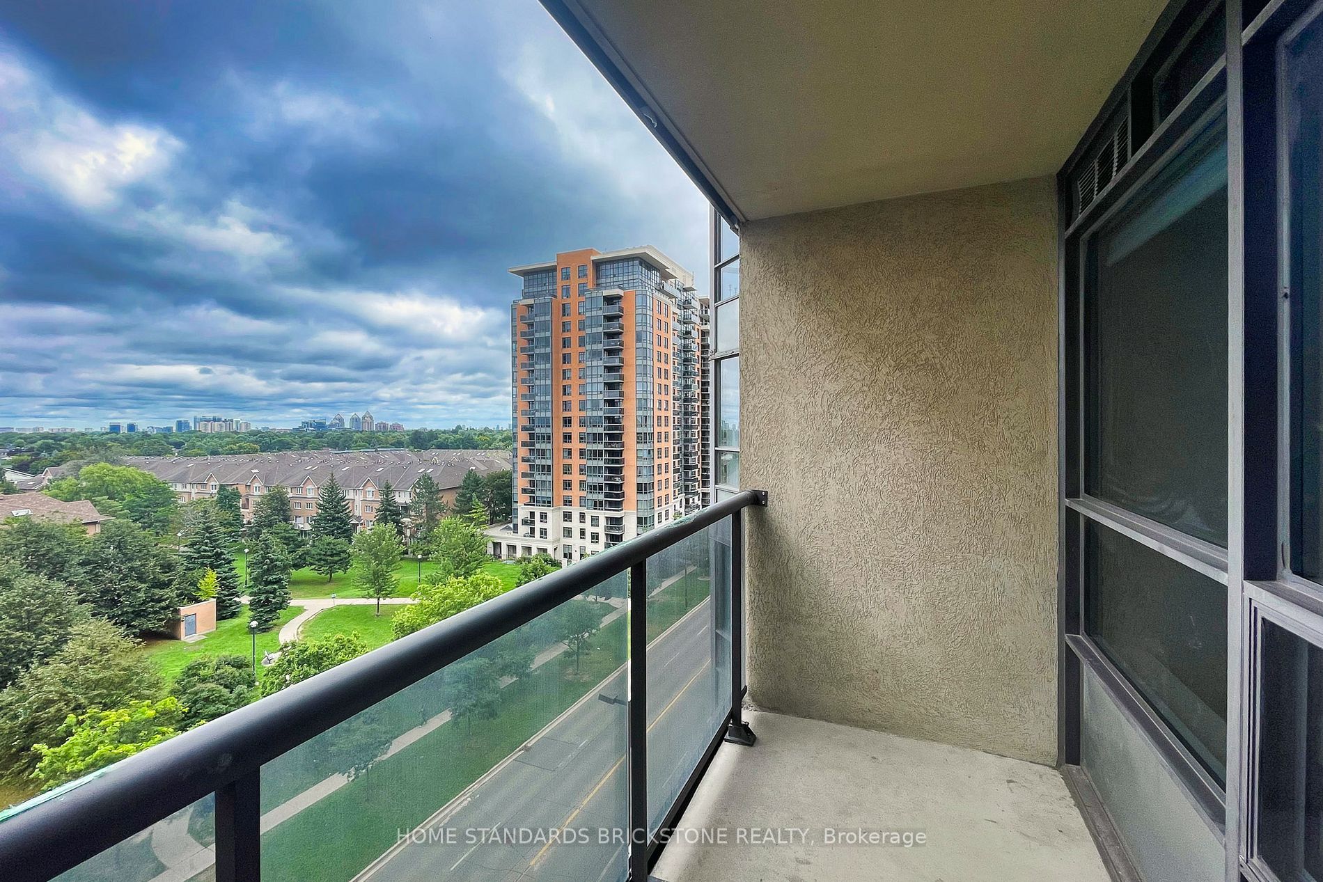 10 Northtown Way, #713