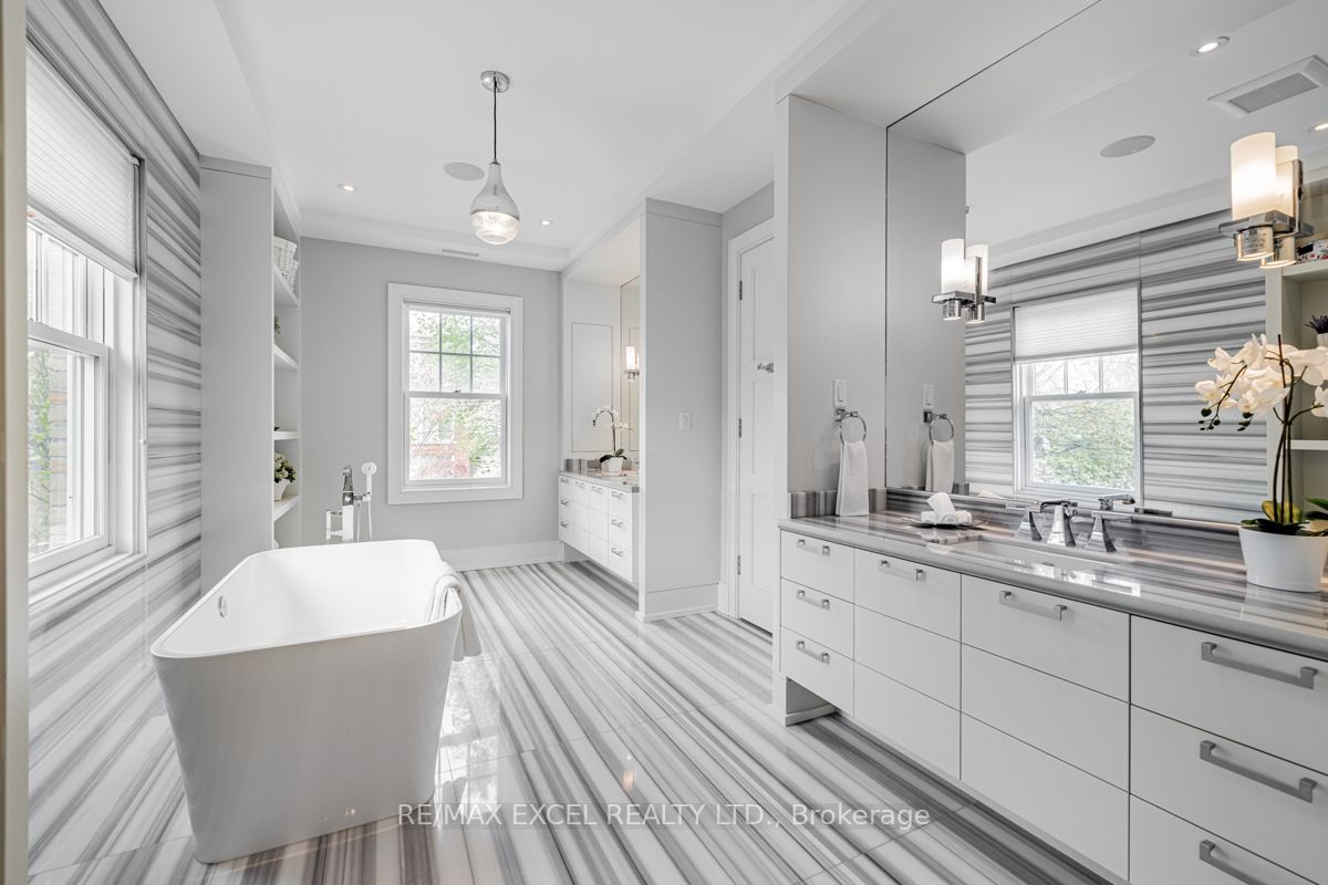 24 Forest Ridge Dr