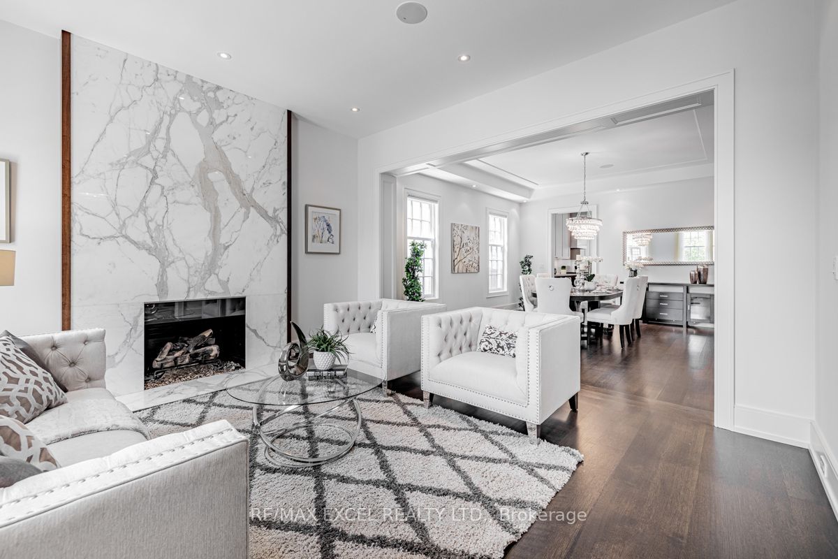 24 Forest Ridge Dr