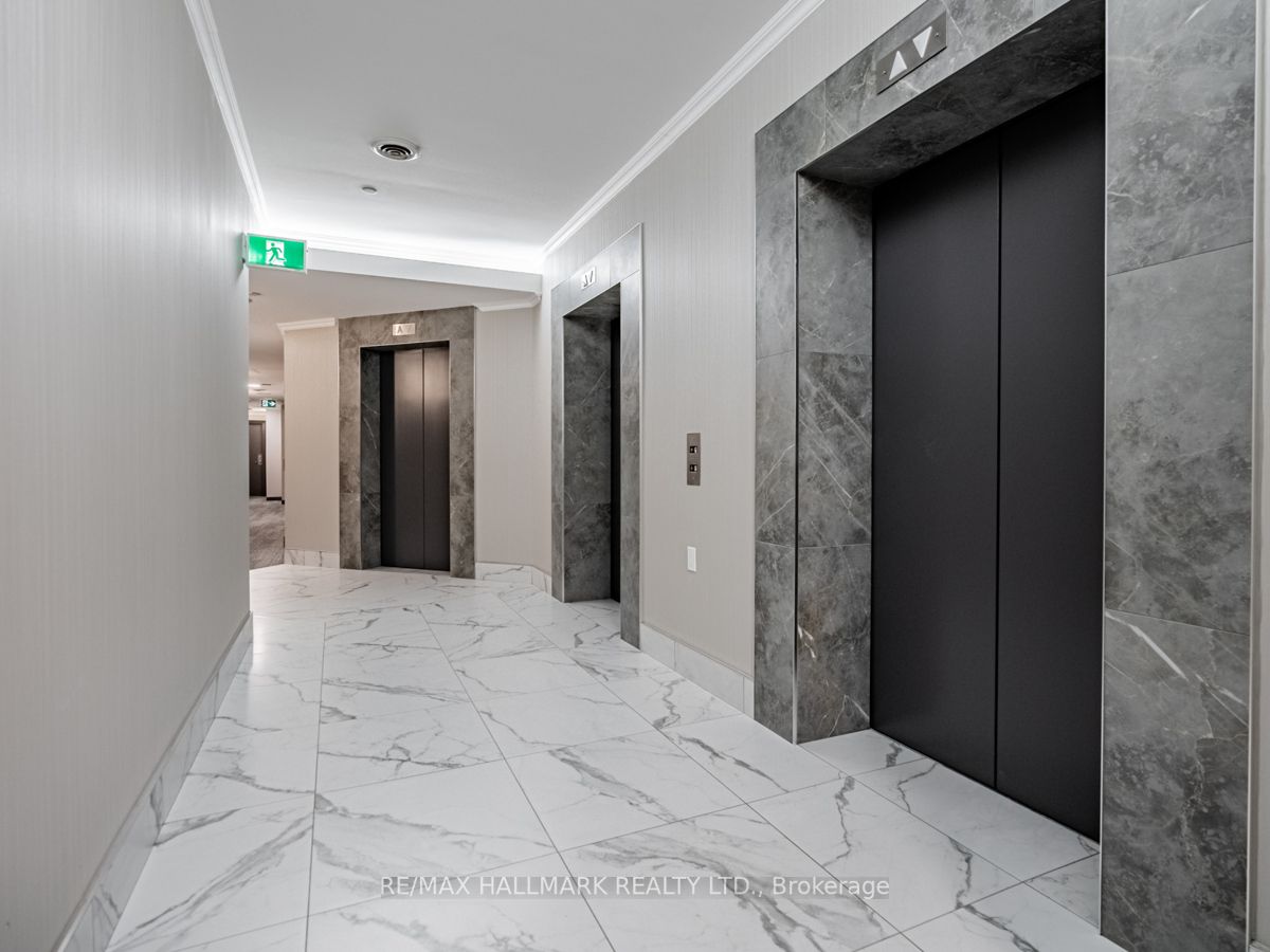 393 King Street W, #605