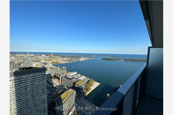 138 Downes St, Toronto