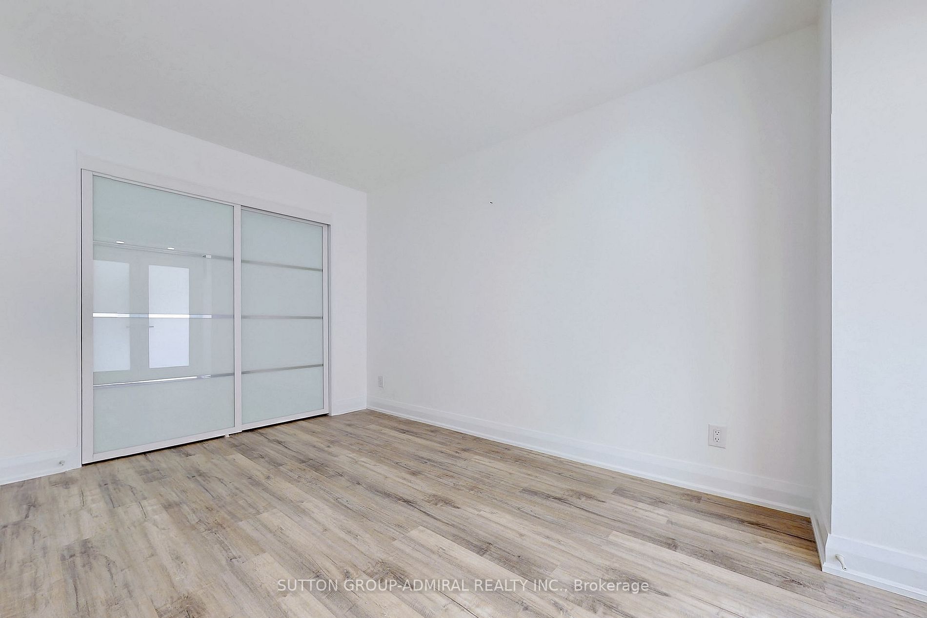 1131 Steeles Ave W, #307