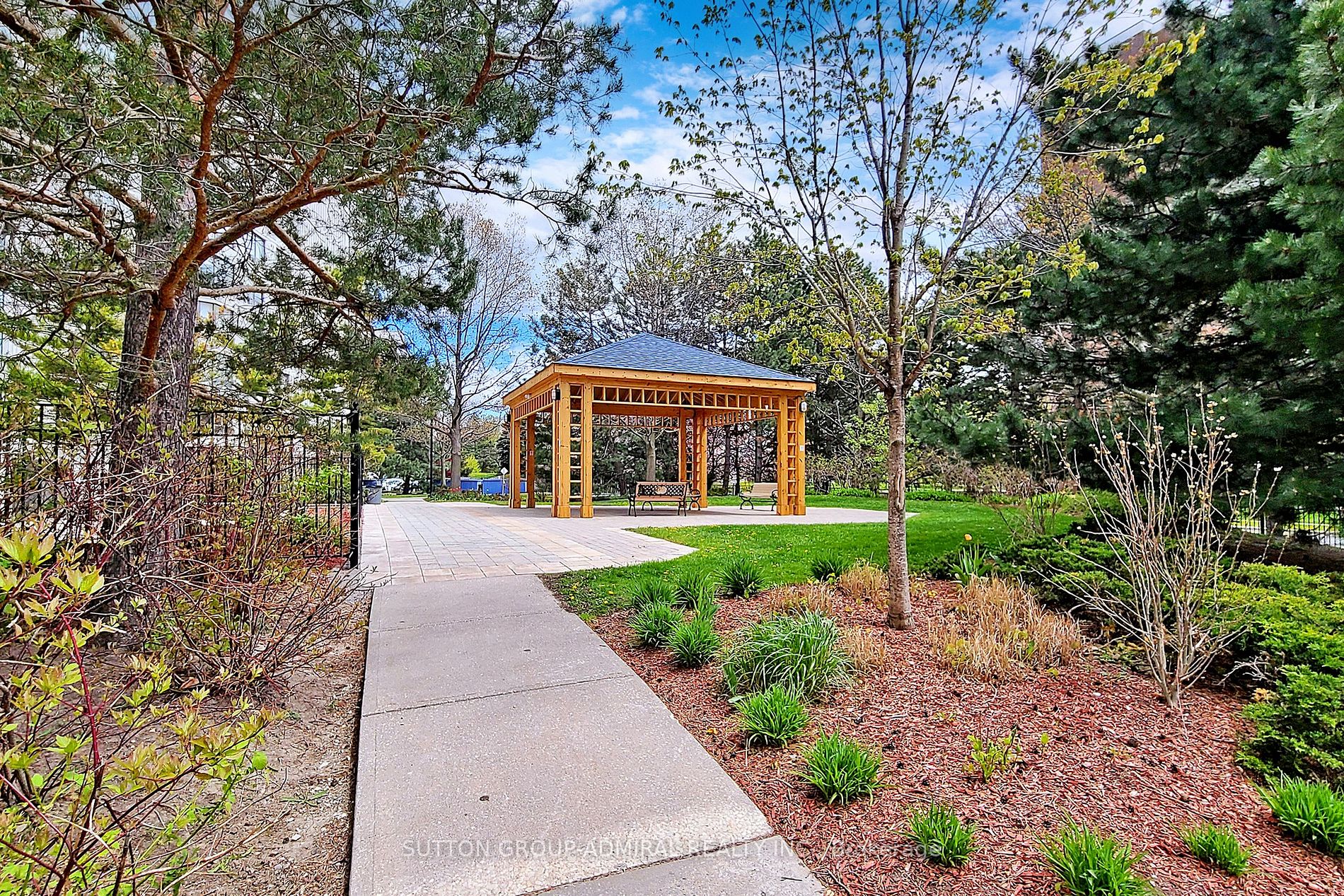 1131 Steeles Ave W, #307