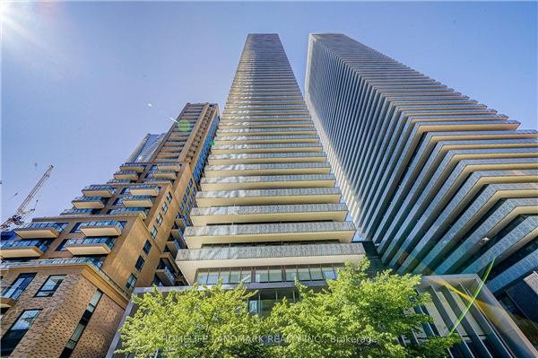 42 Charles St E, Toronto