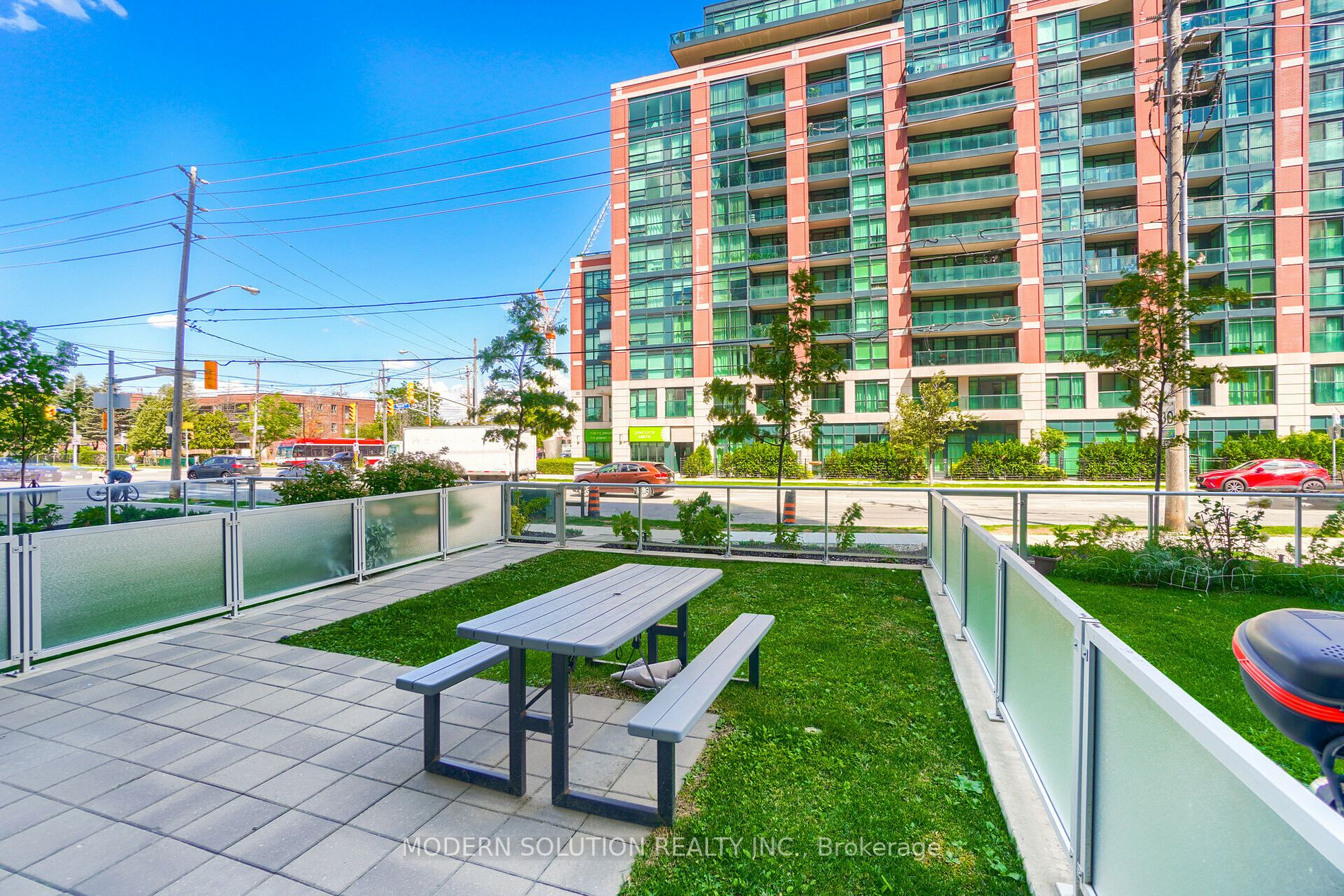555 Wilson Ave W, #E109
