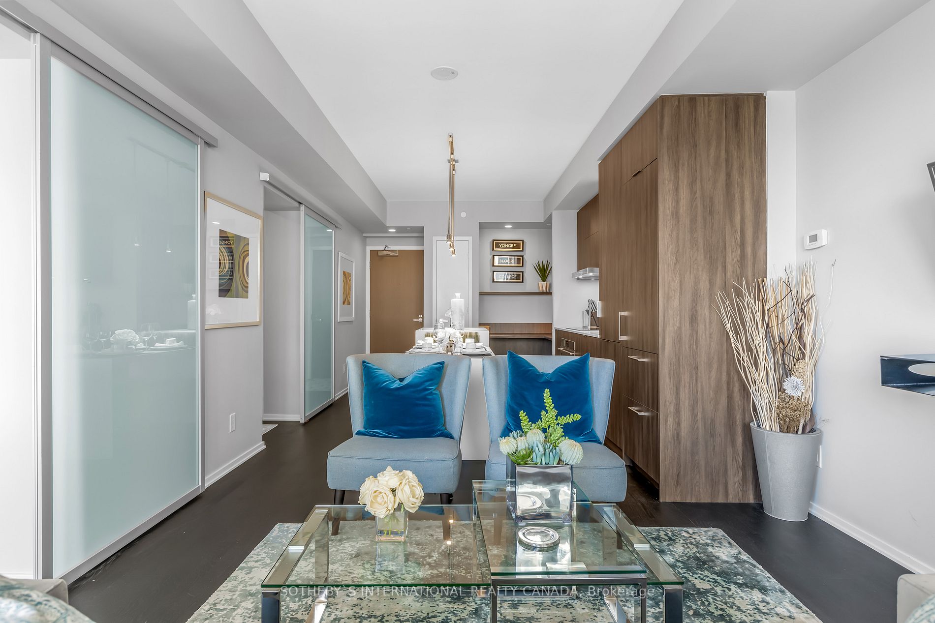 1 Bloor St E, #1812