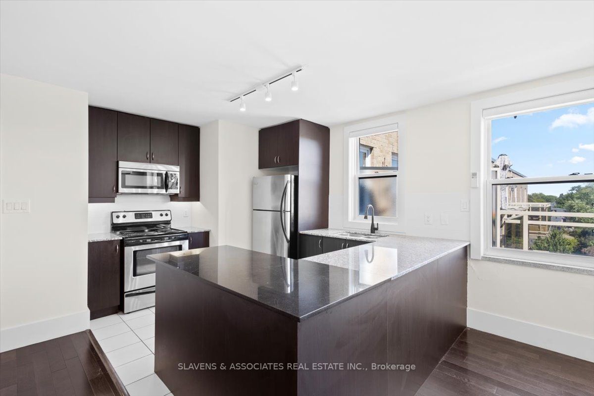 2603 Bathurst St, #601