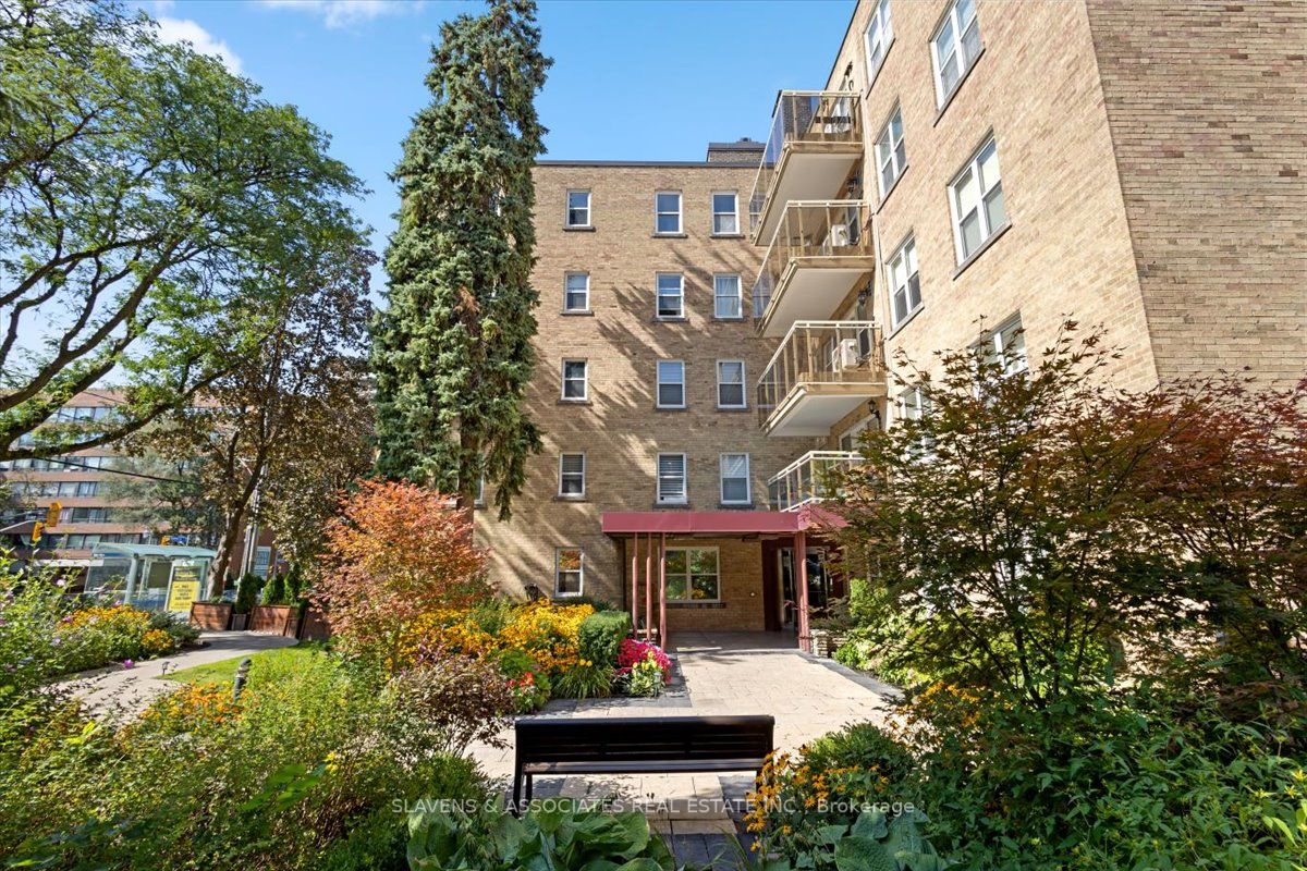 2603 Bathurst St, #601