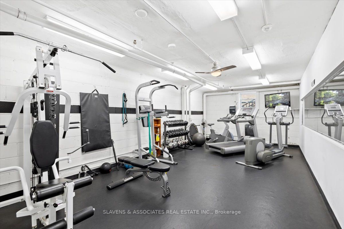 2603 Bathurst St, #601