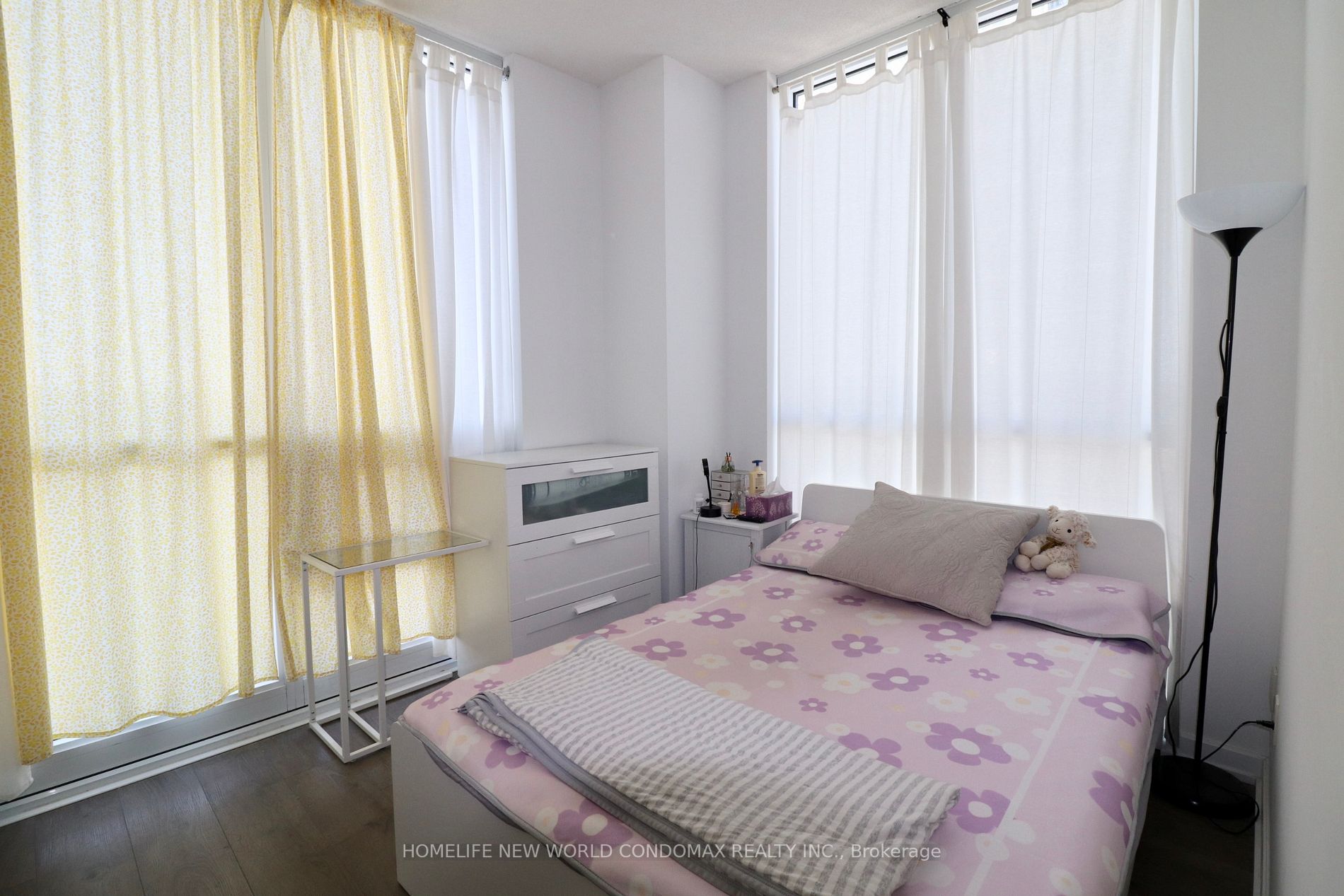 56 Forest Manor Rd, #1607