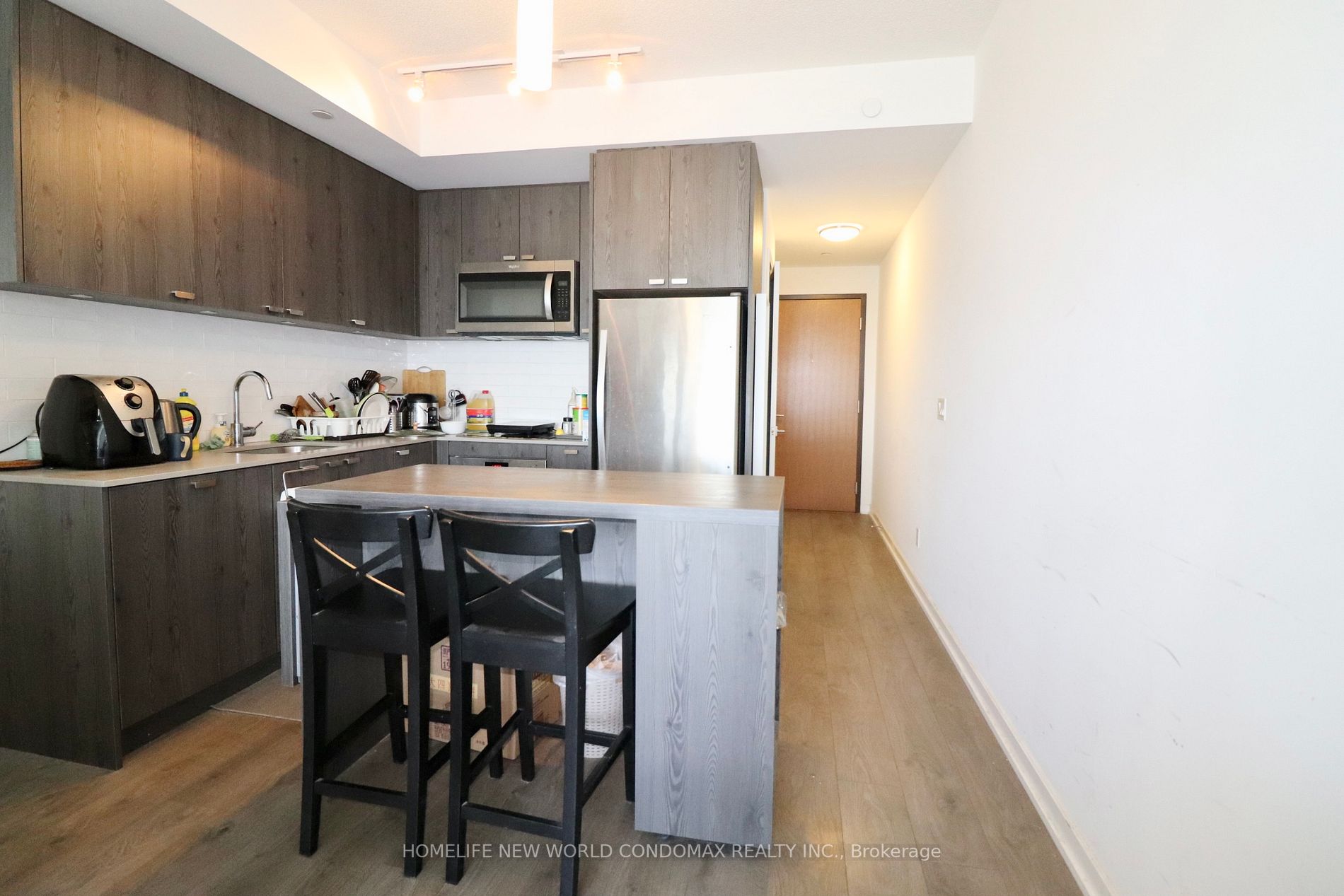 56 Forest Manor Rd, #1607