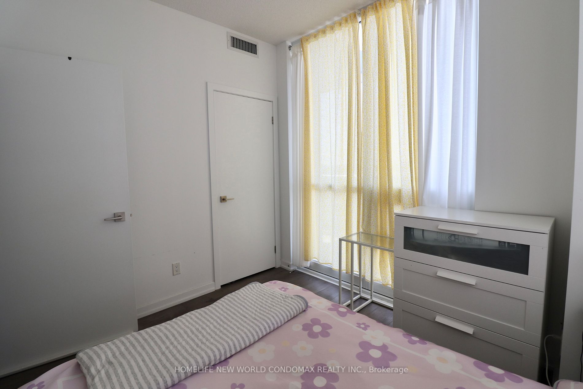 56 Forest Manor Rd, #1607