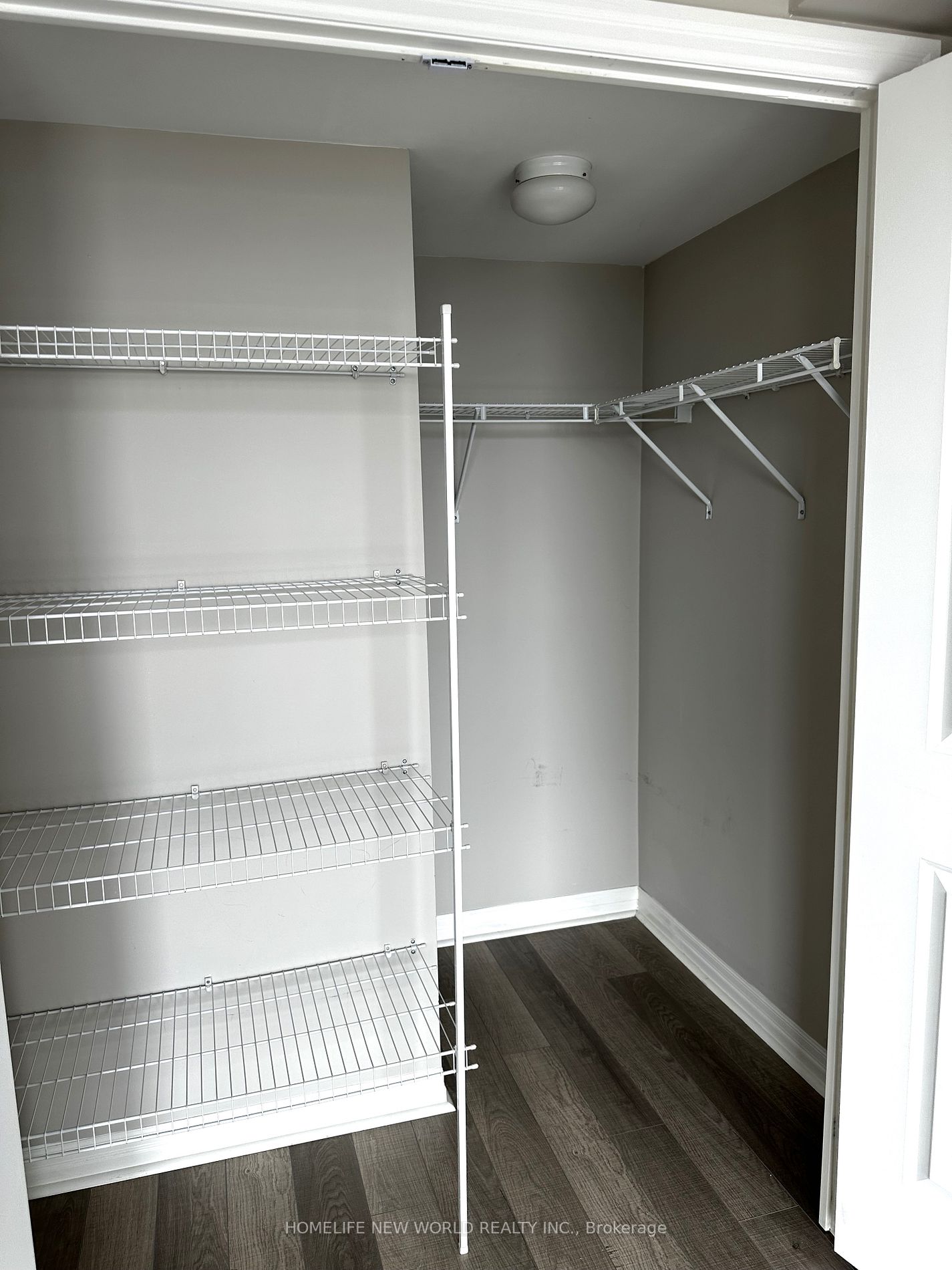 2015 Sheppard Ave E, #2001