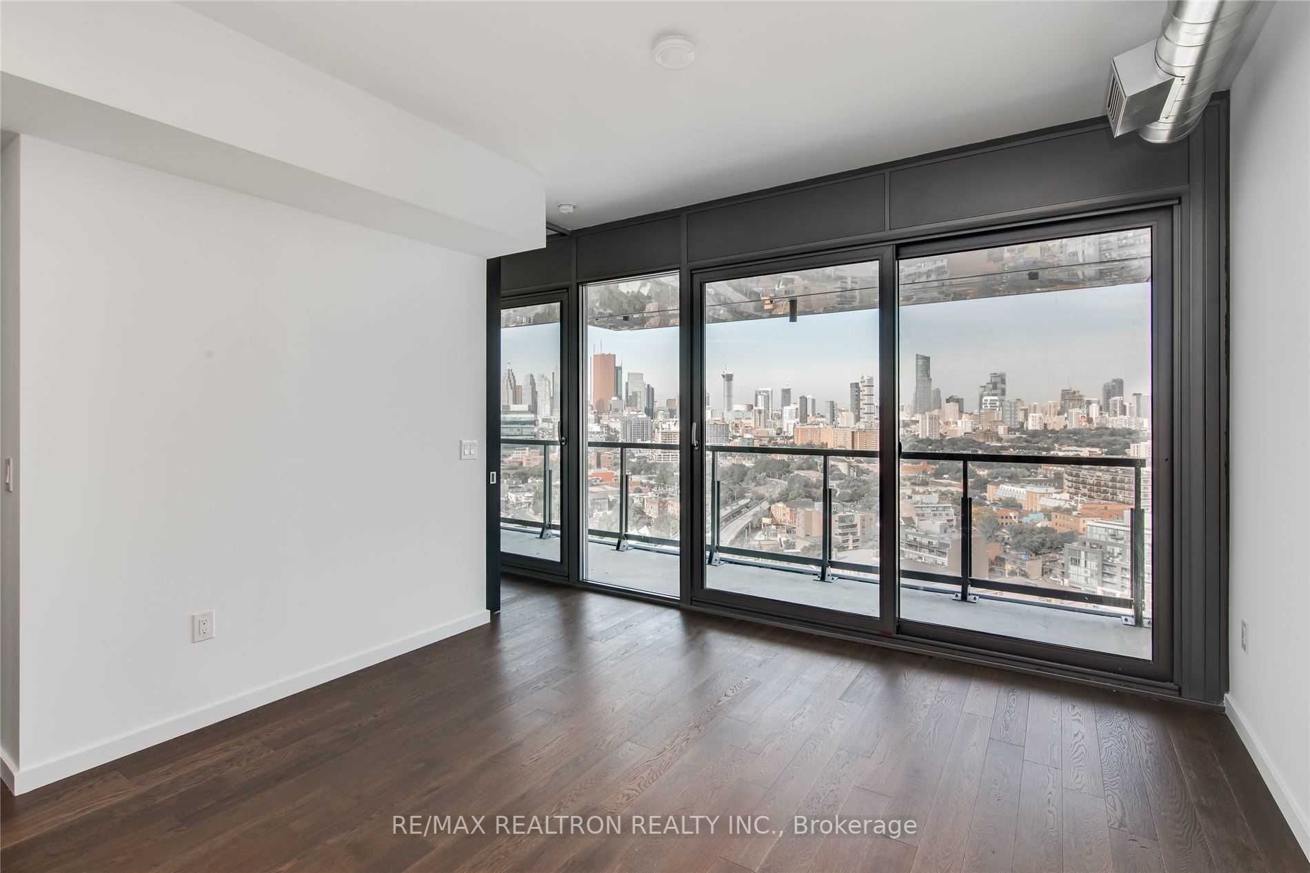 170 Bayview Ave, #2302