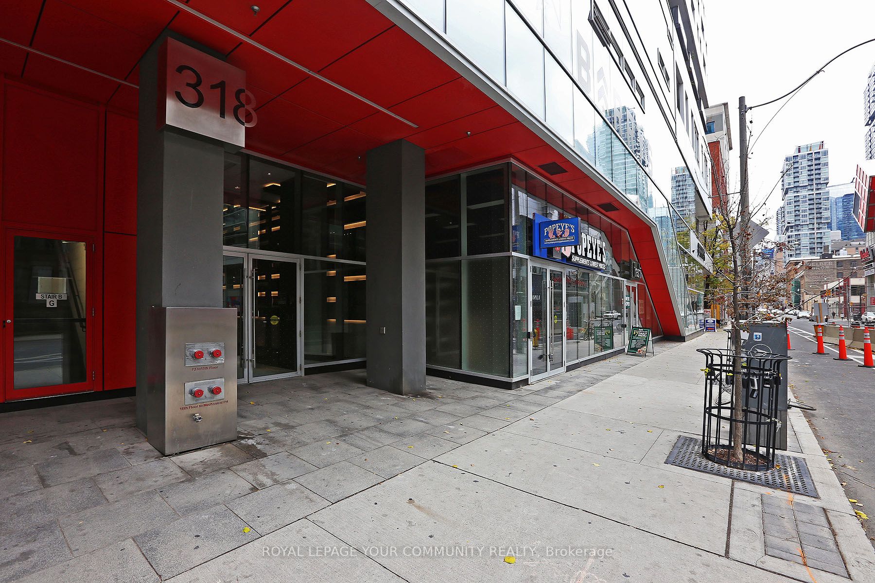 318 Richmond St W, #1212