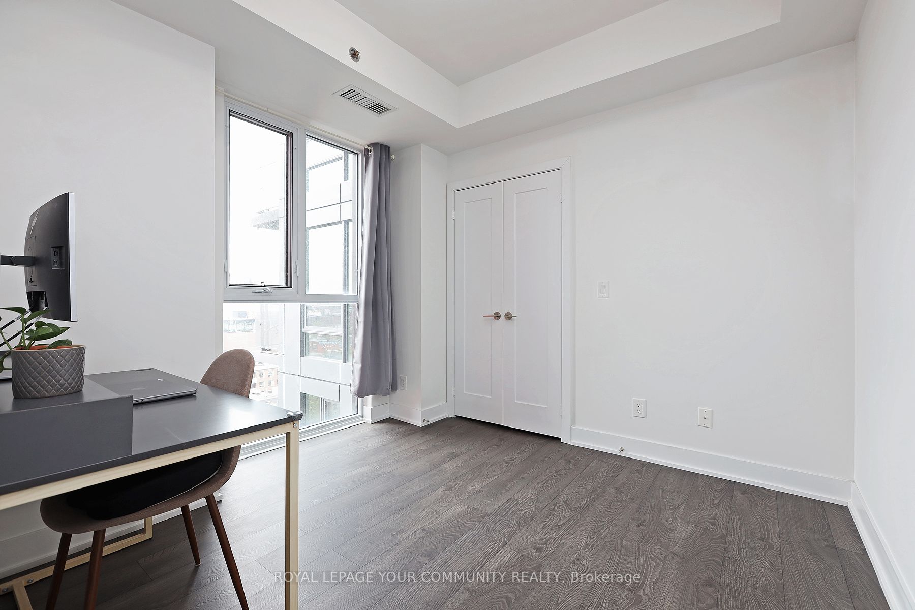 318 Richmond St W, #1212