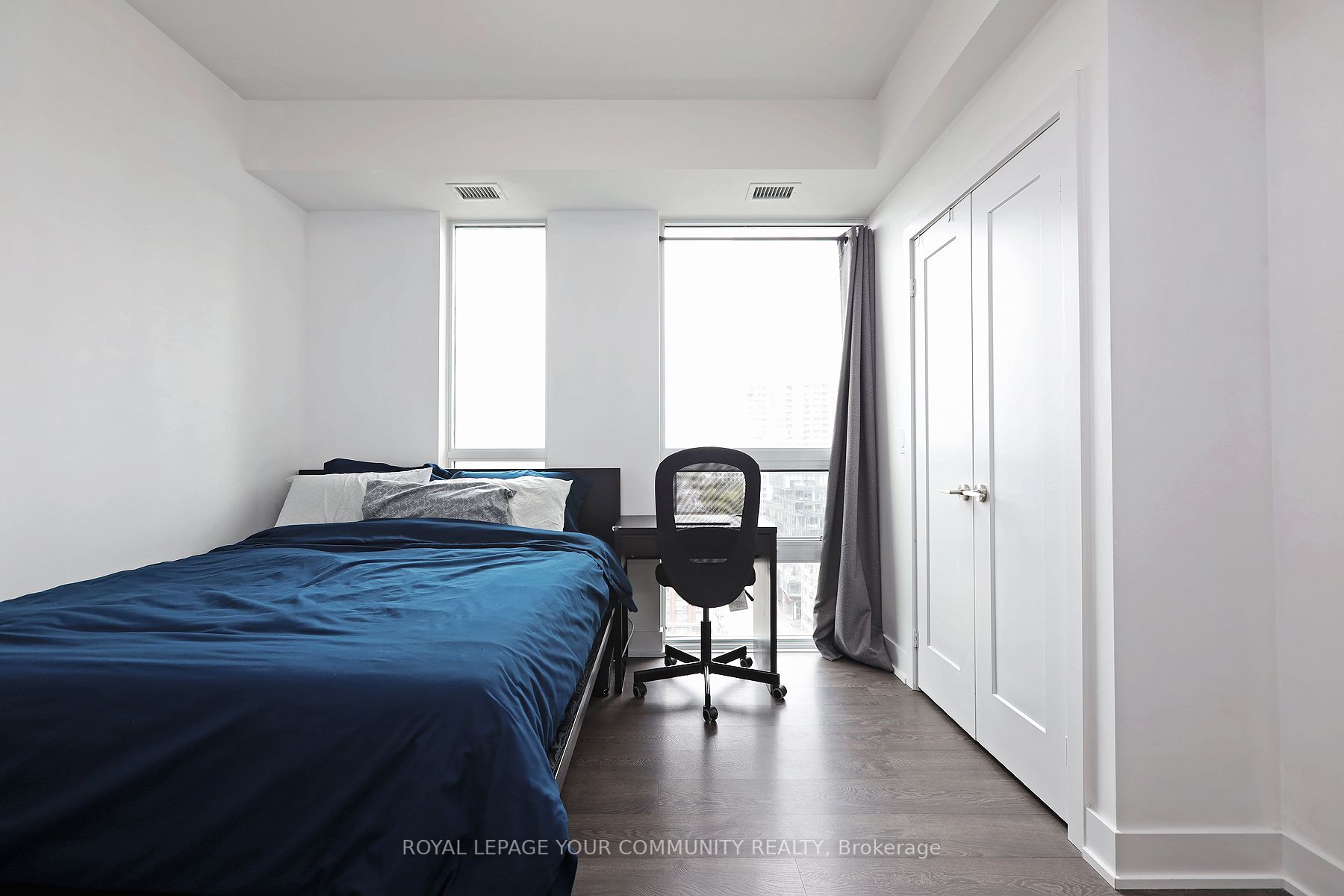 318 Richmond St W, #1212