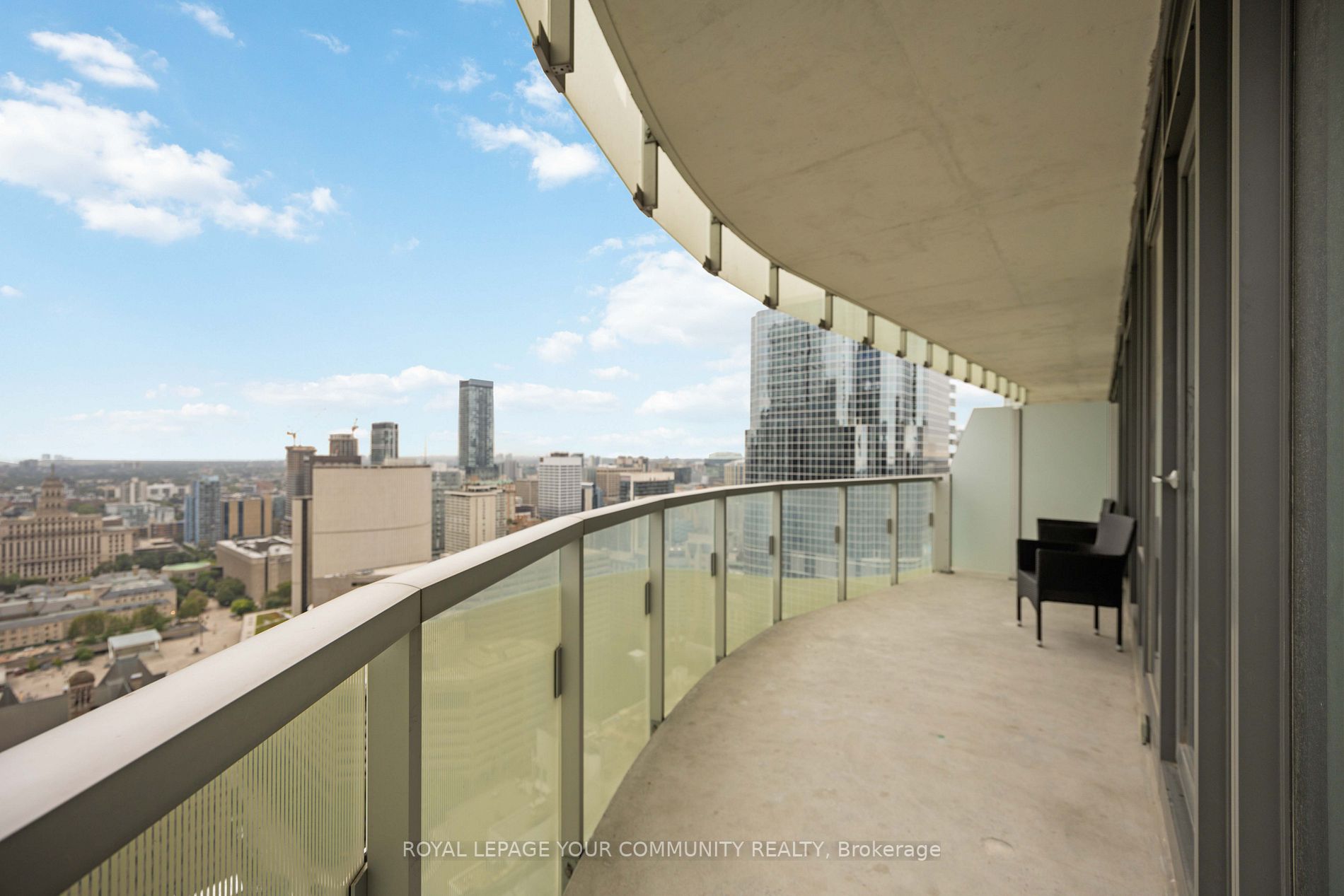 197 Yonge St, #3209