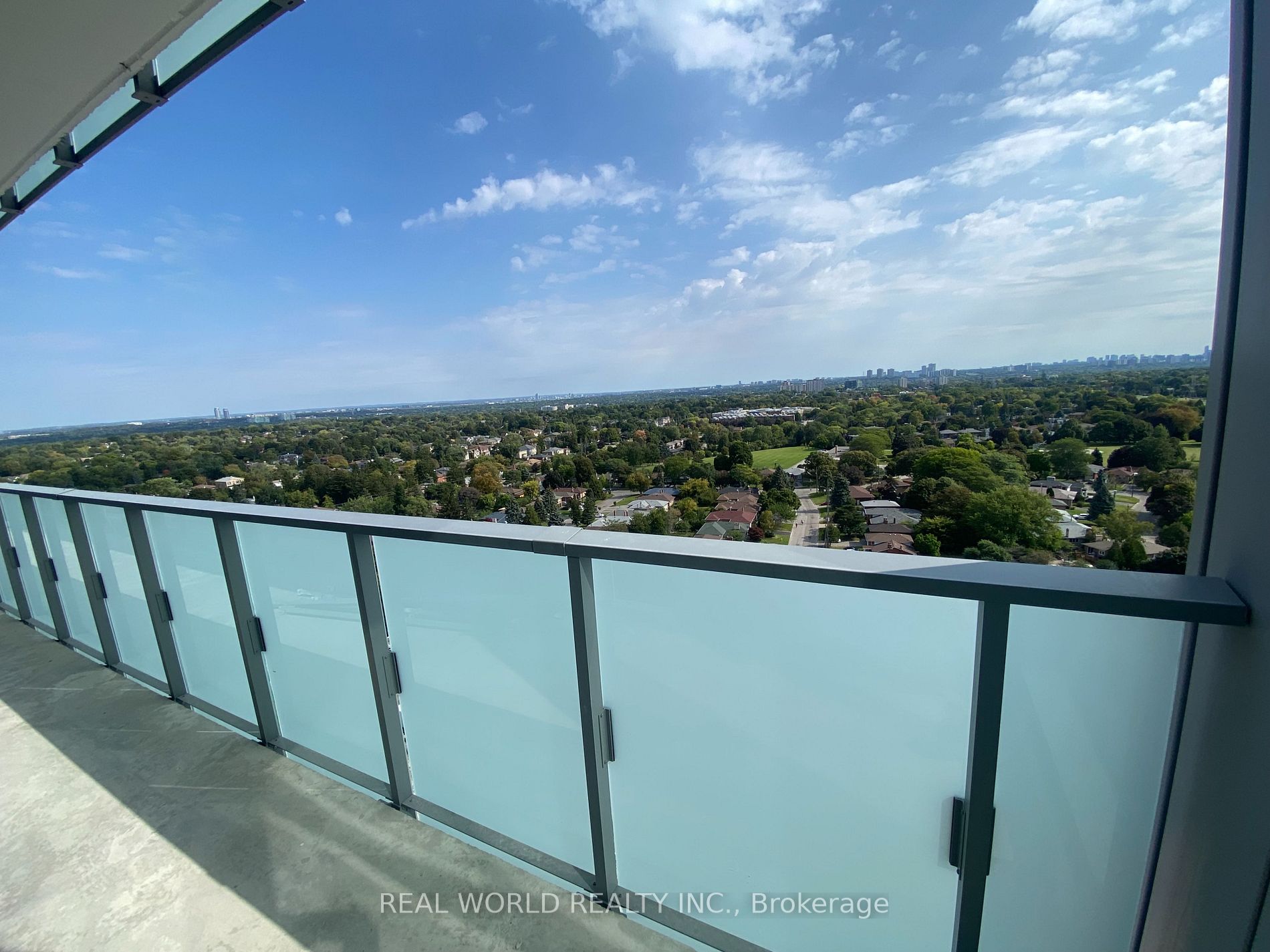5799 Yonge St, #N1704