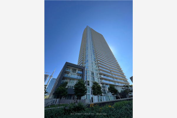 75 Queens Wharf Rd, Toronto