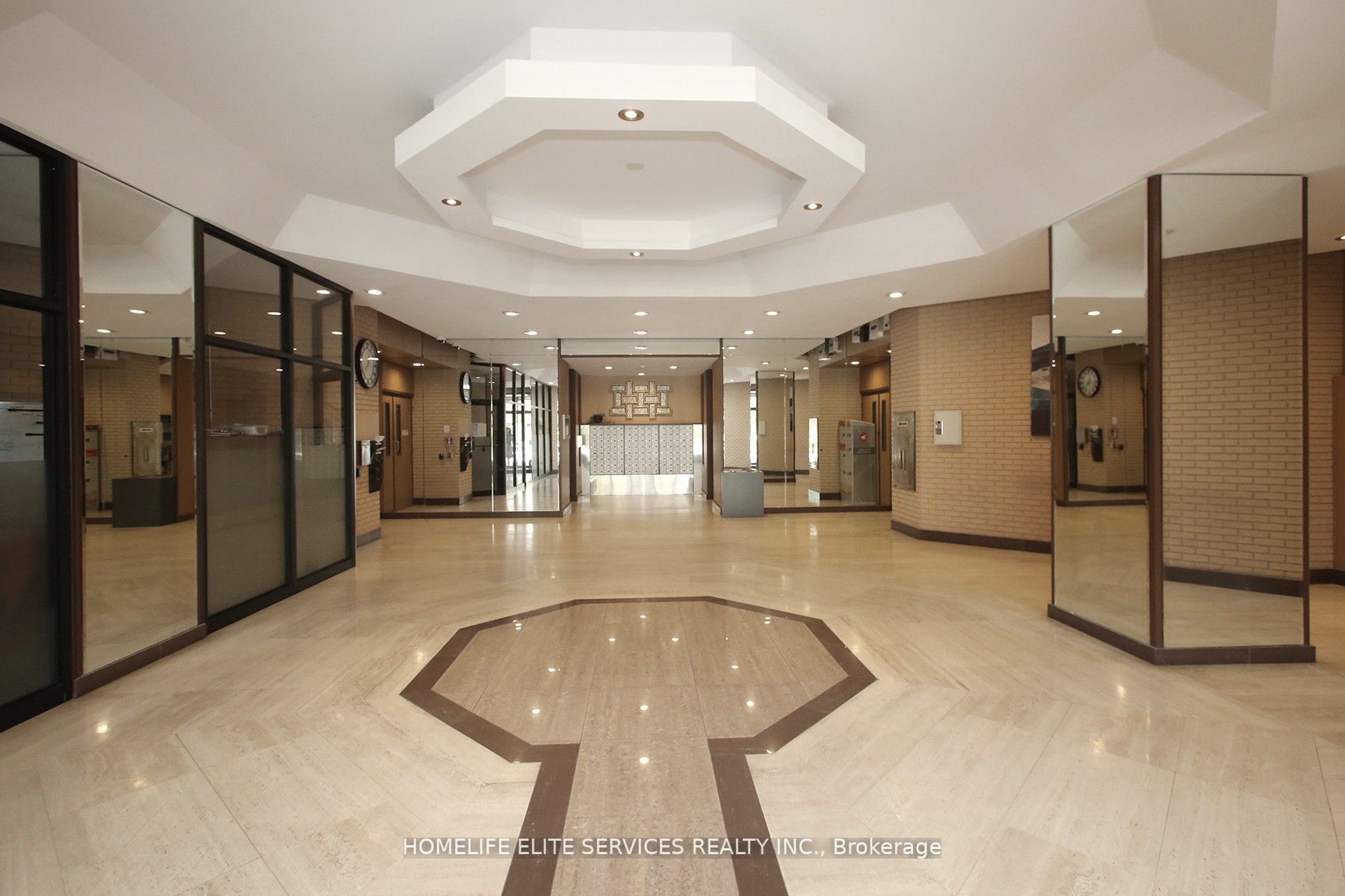 10 Gateway Blvd, #218