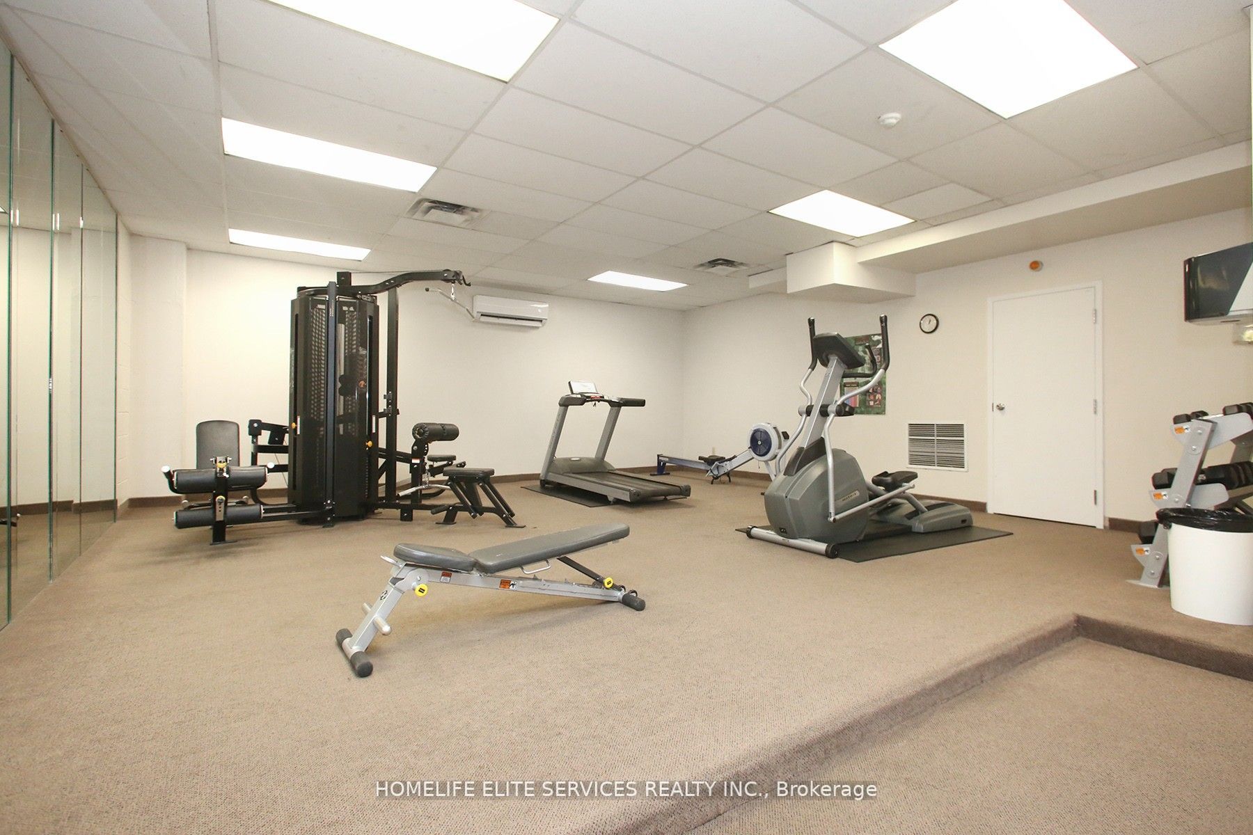 10 Gateway Blvd, #218