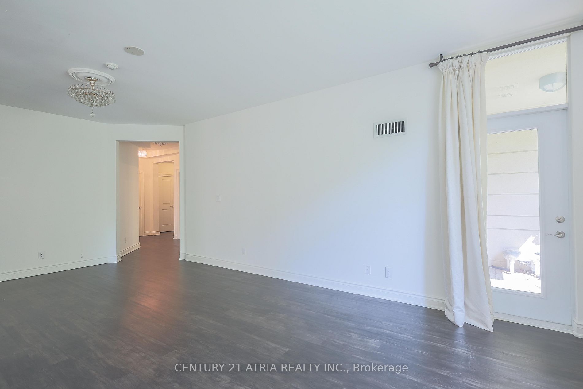 10 Bloorview Pl, #P1-01