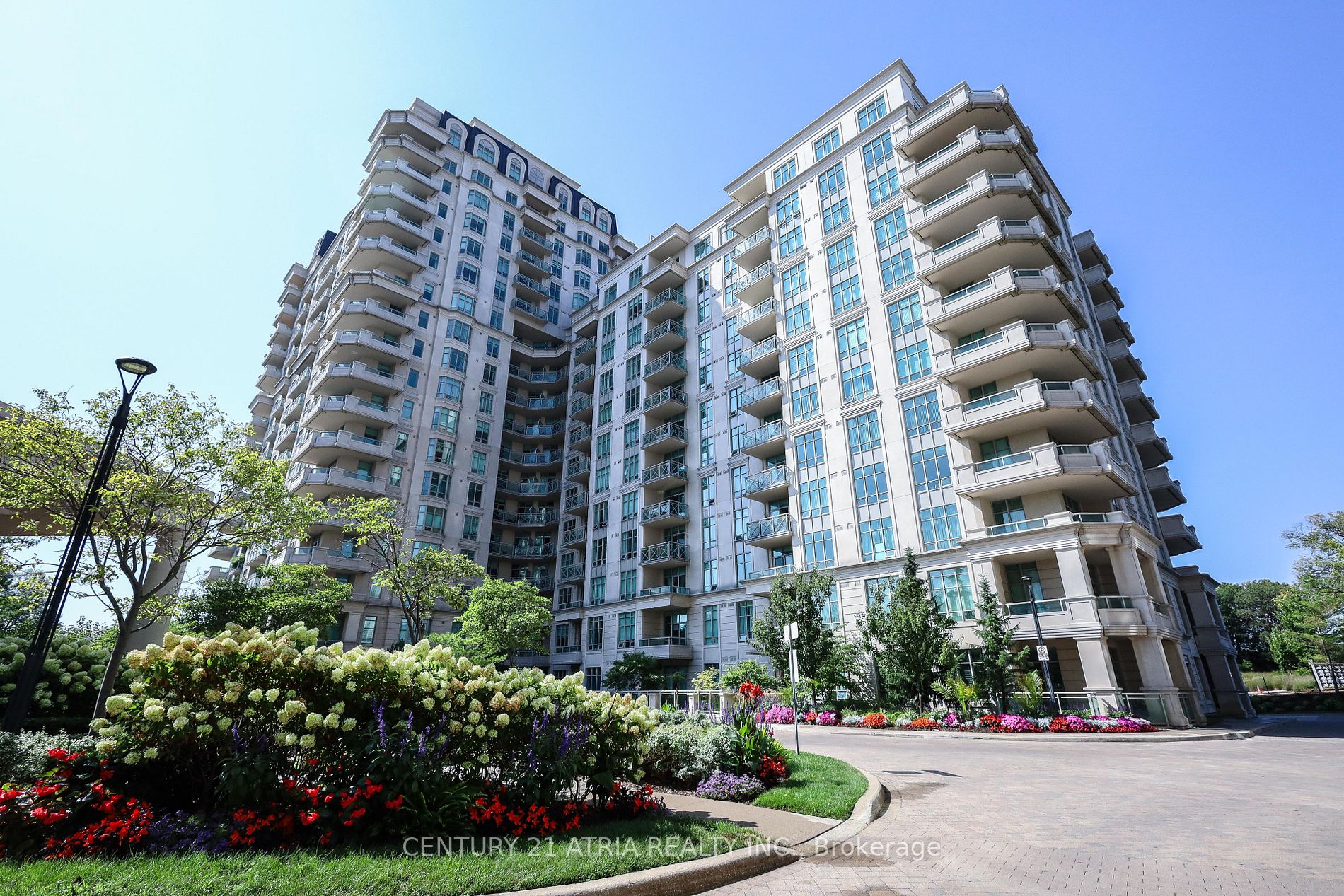 10 Bloorview Pl, #P1-01
