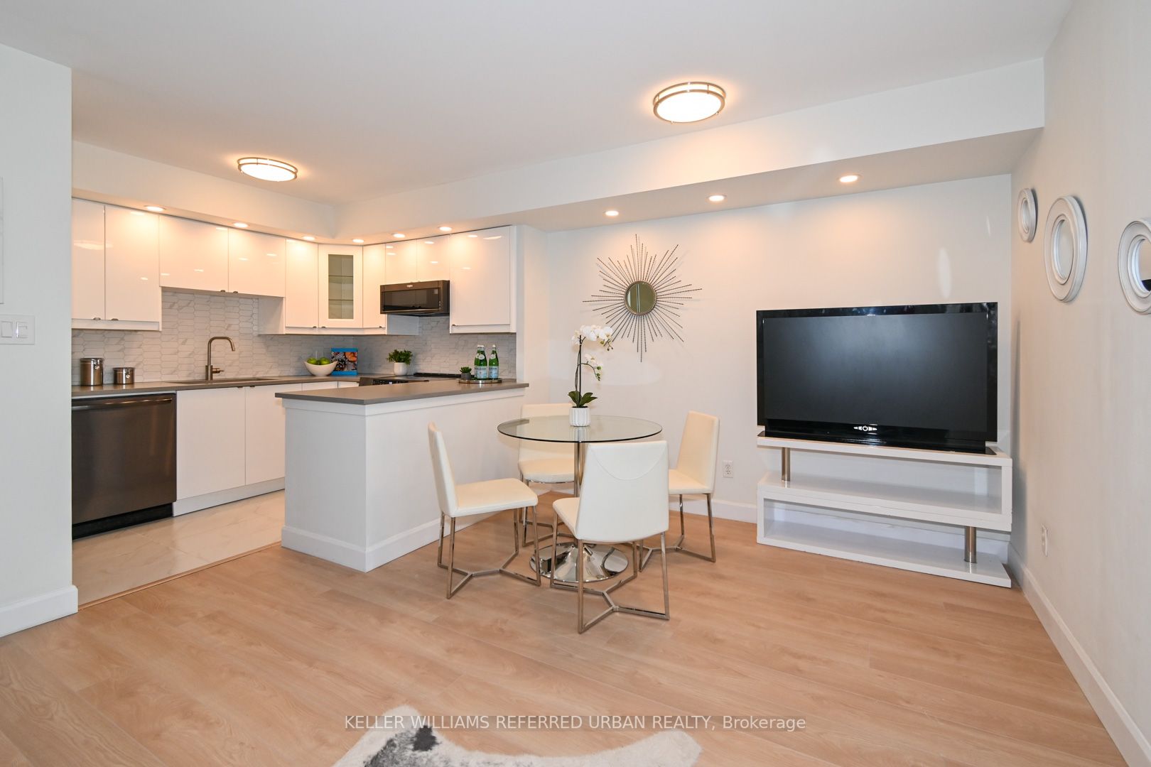 25 The Esplanade, #2911