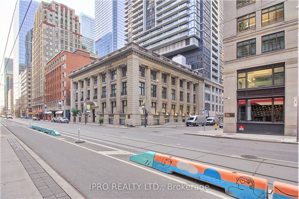 73 Richmond St W, Toronto