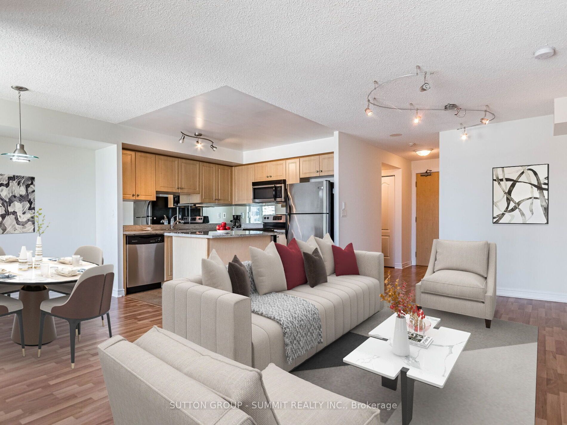 212 Eglinton Ave E, #1704