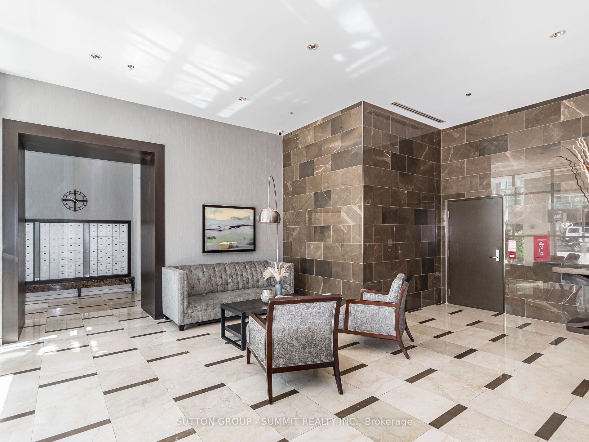 212 Eglinton Ave E, #1704