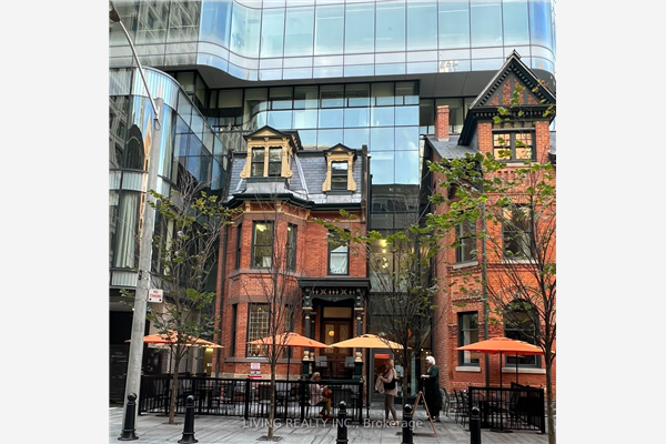7 St Thomas St, Toronto