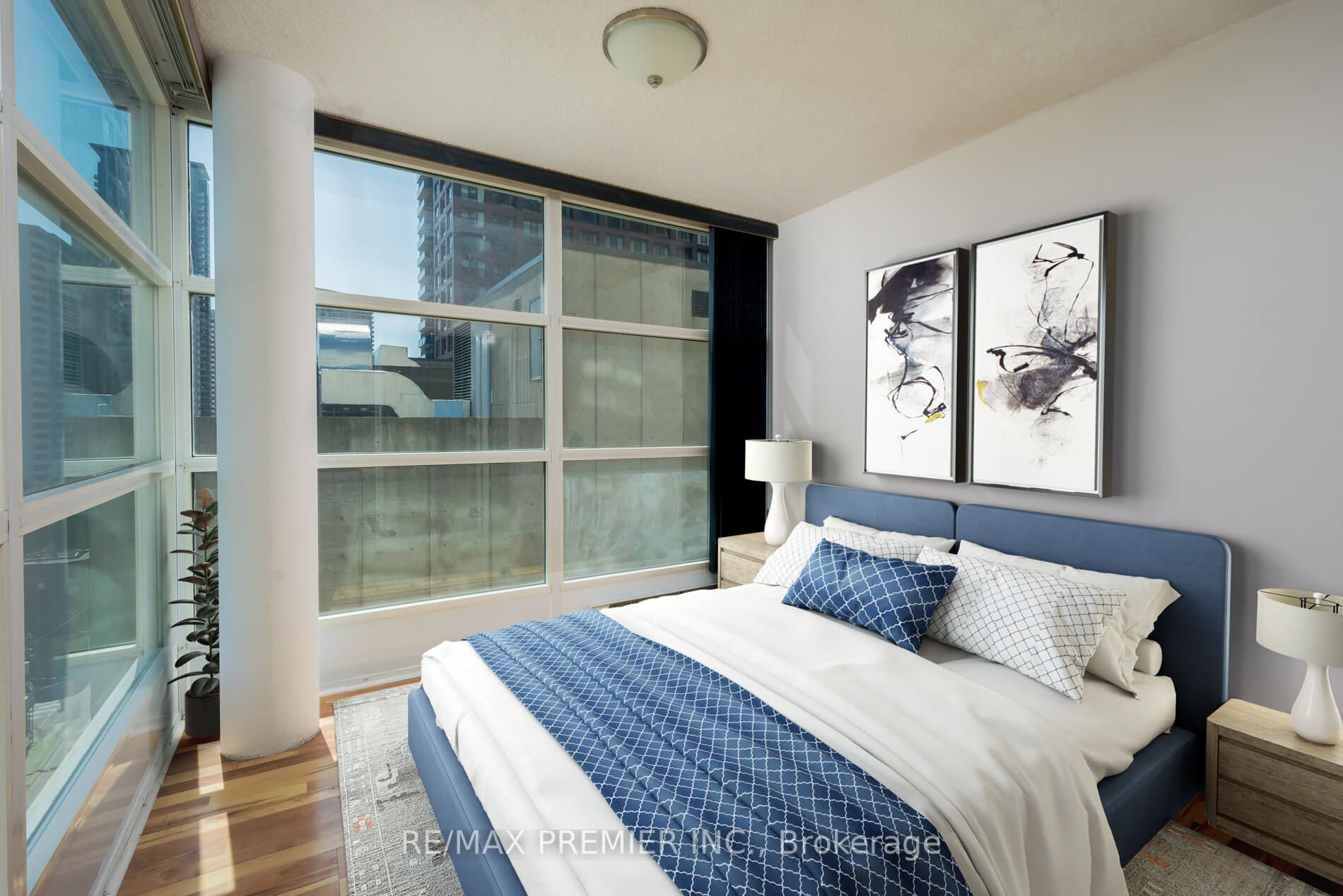 409 Bloor St E, #1003