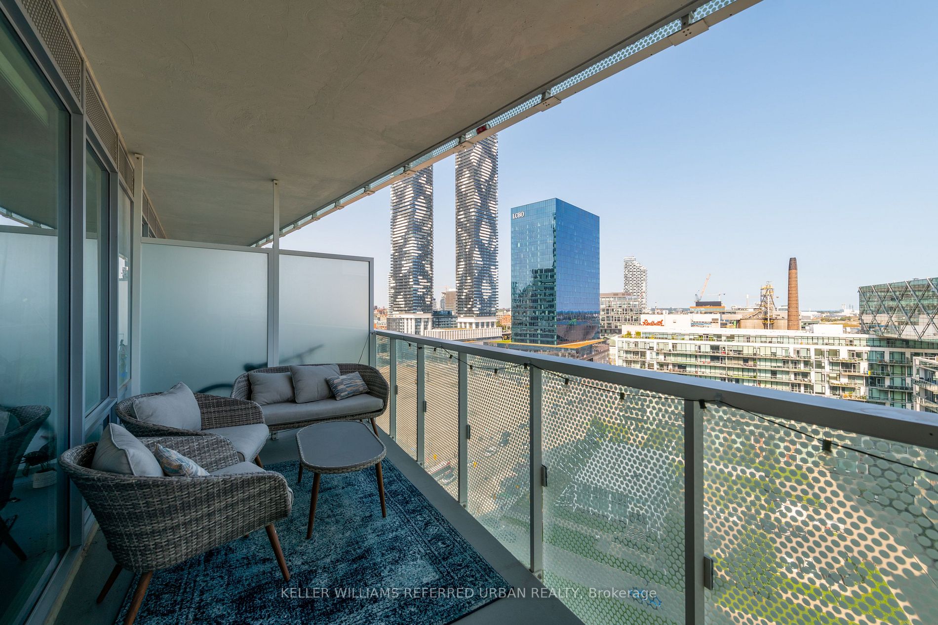 15 Queen's Quay Ave E, #1401