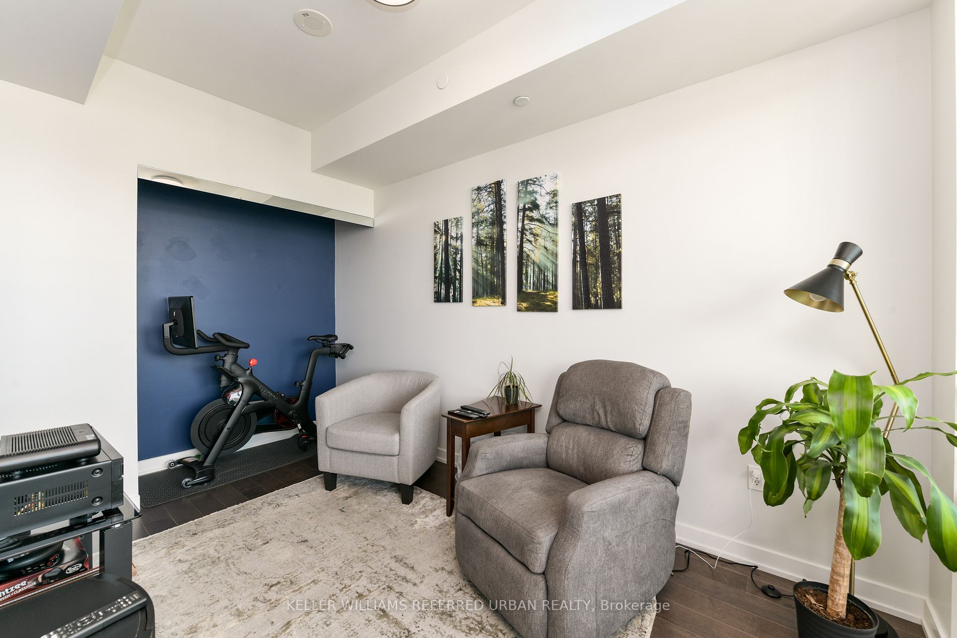 15 Queen's Quay Ave E, #1401