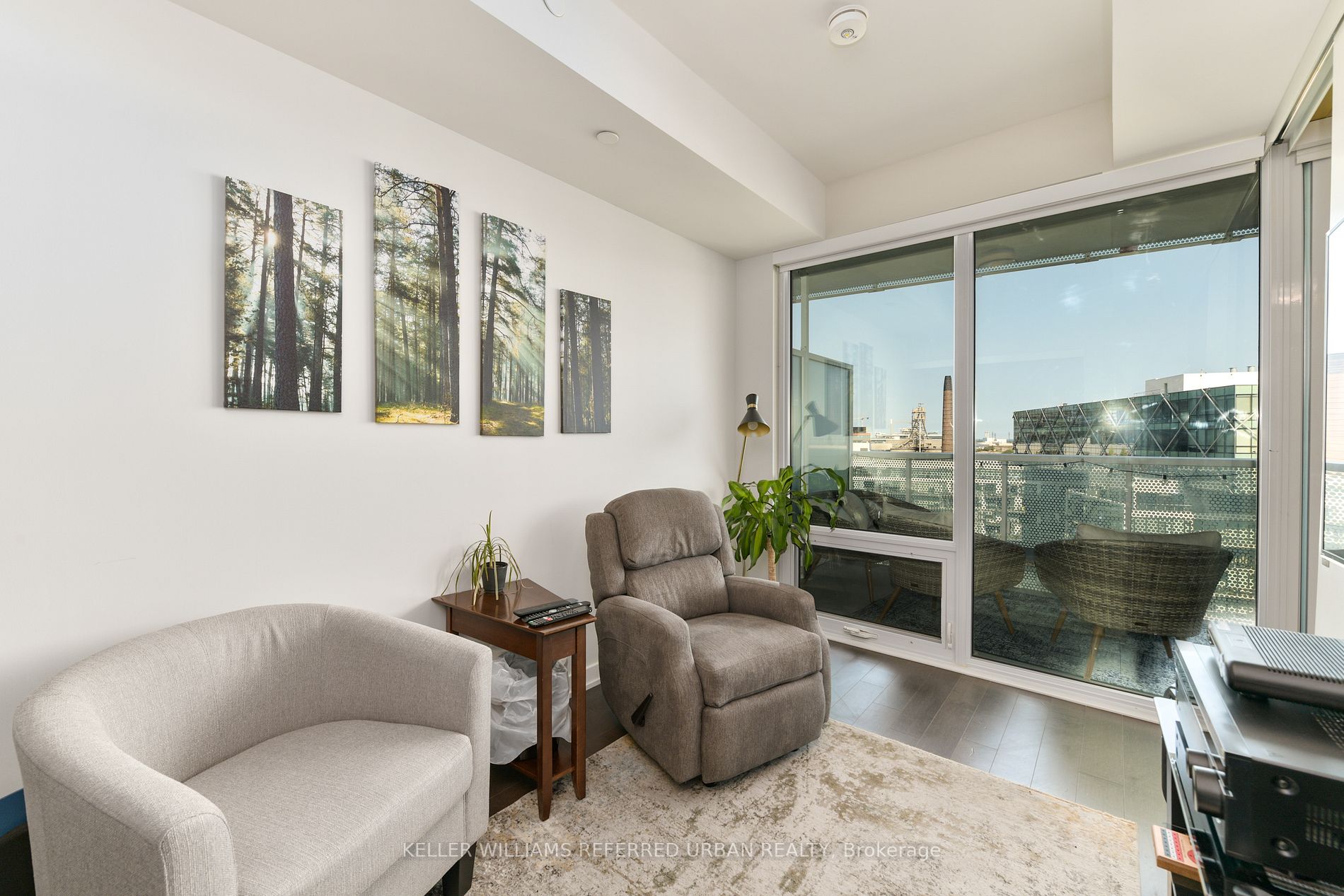 15 Queen's Quay Ave E, #1401