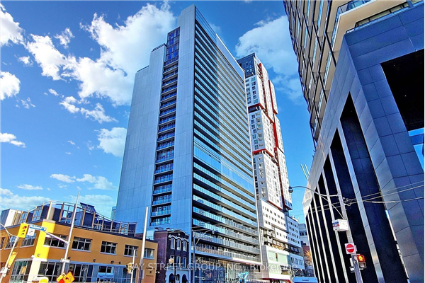 330 Richmond St, Toronto