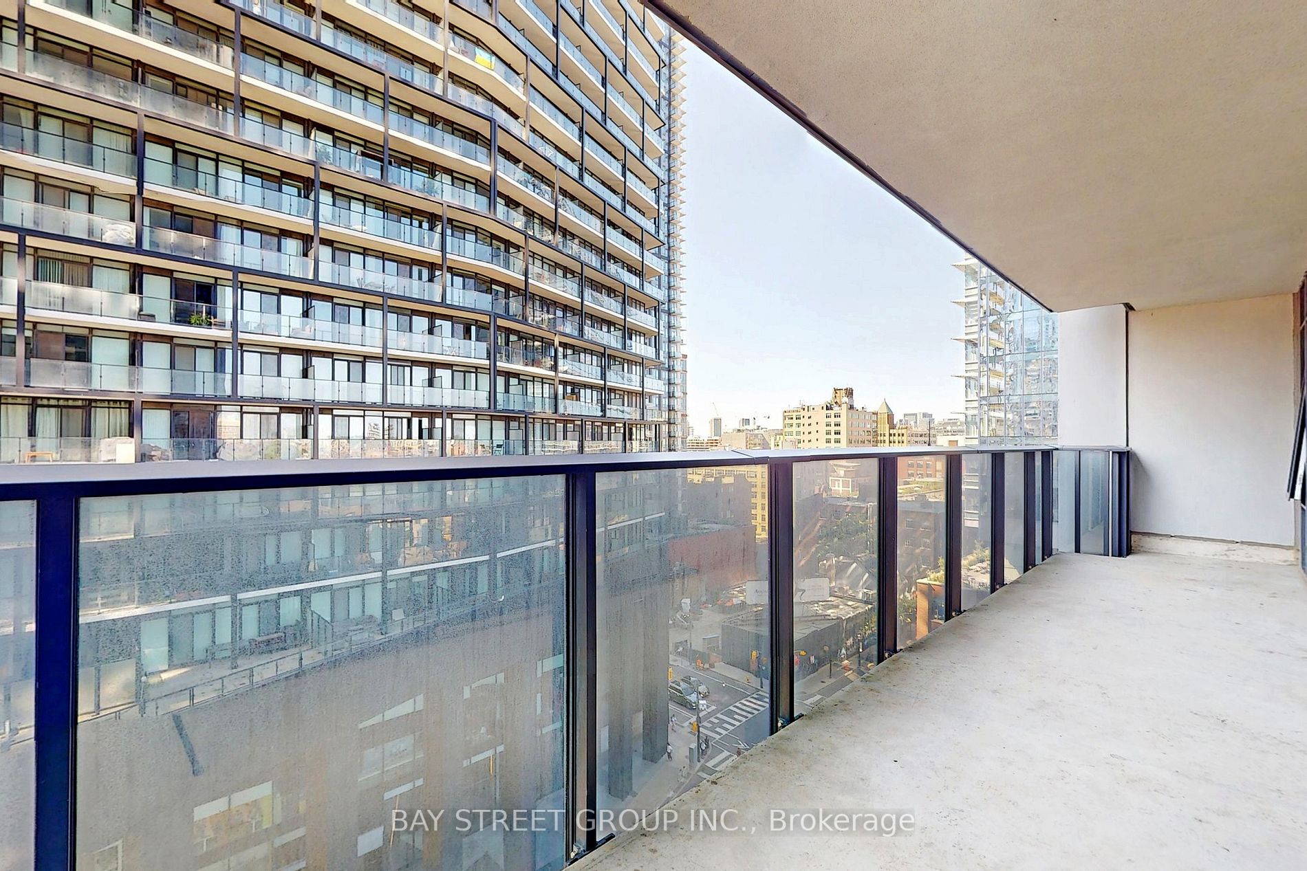 330 Richmond St, #1103