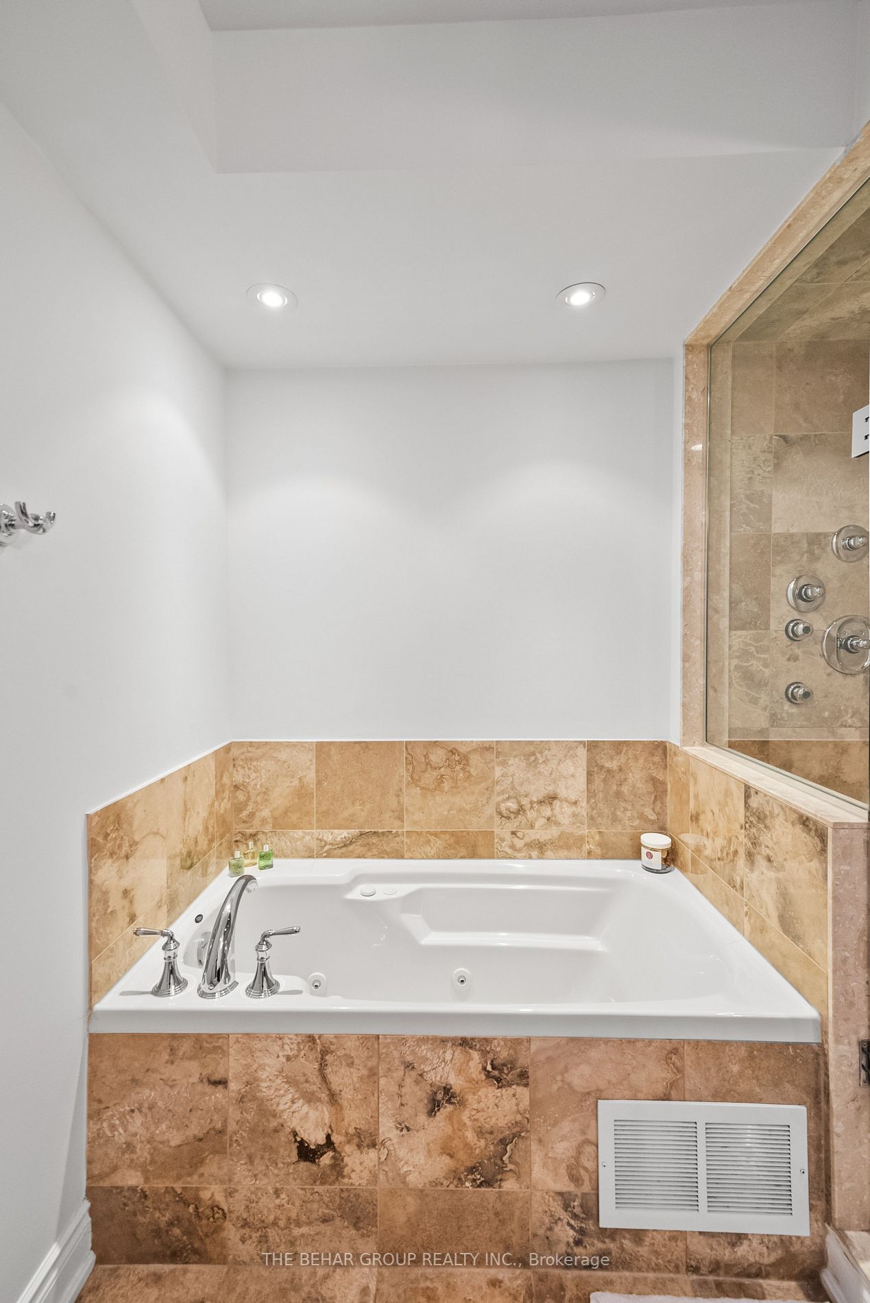 2C Fairleigh Cres