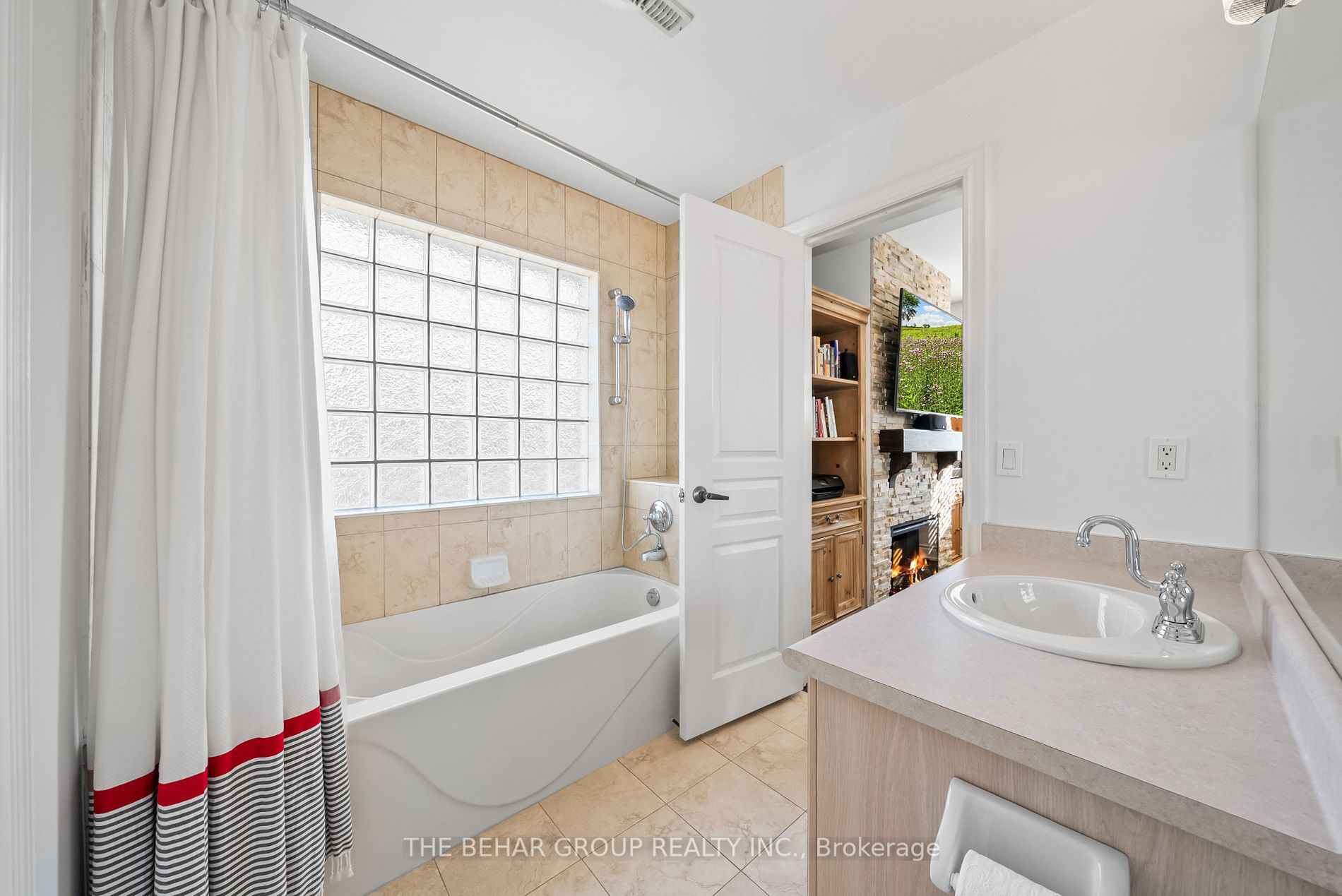 2C Fairleigh Cres