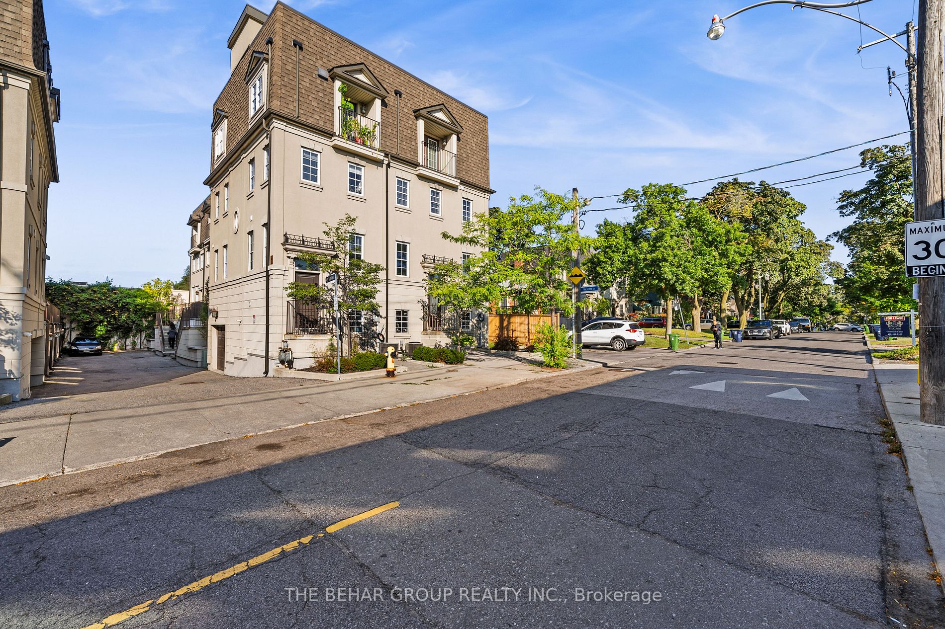 2C Fairleigh Cres
